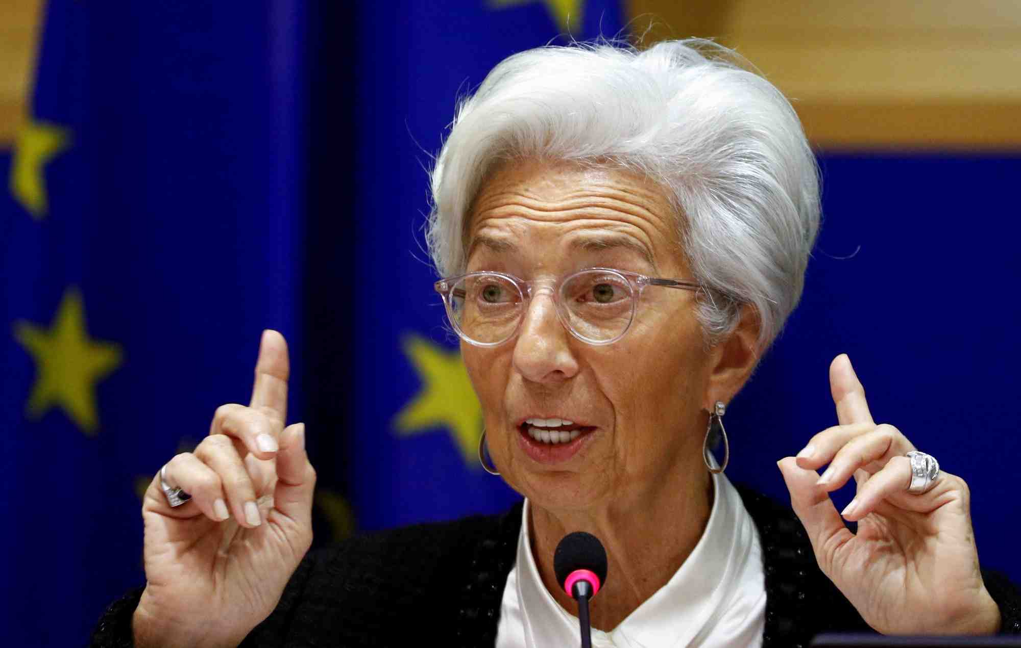 Lagarde (bce) appelle l'ue a debloquer son plan de relance