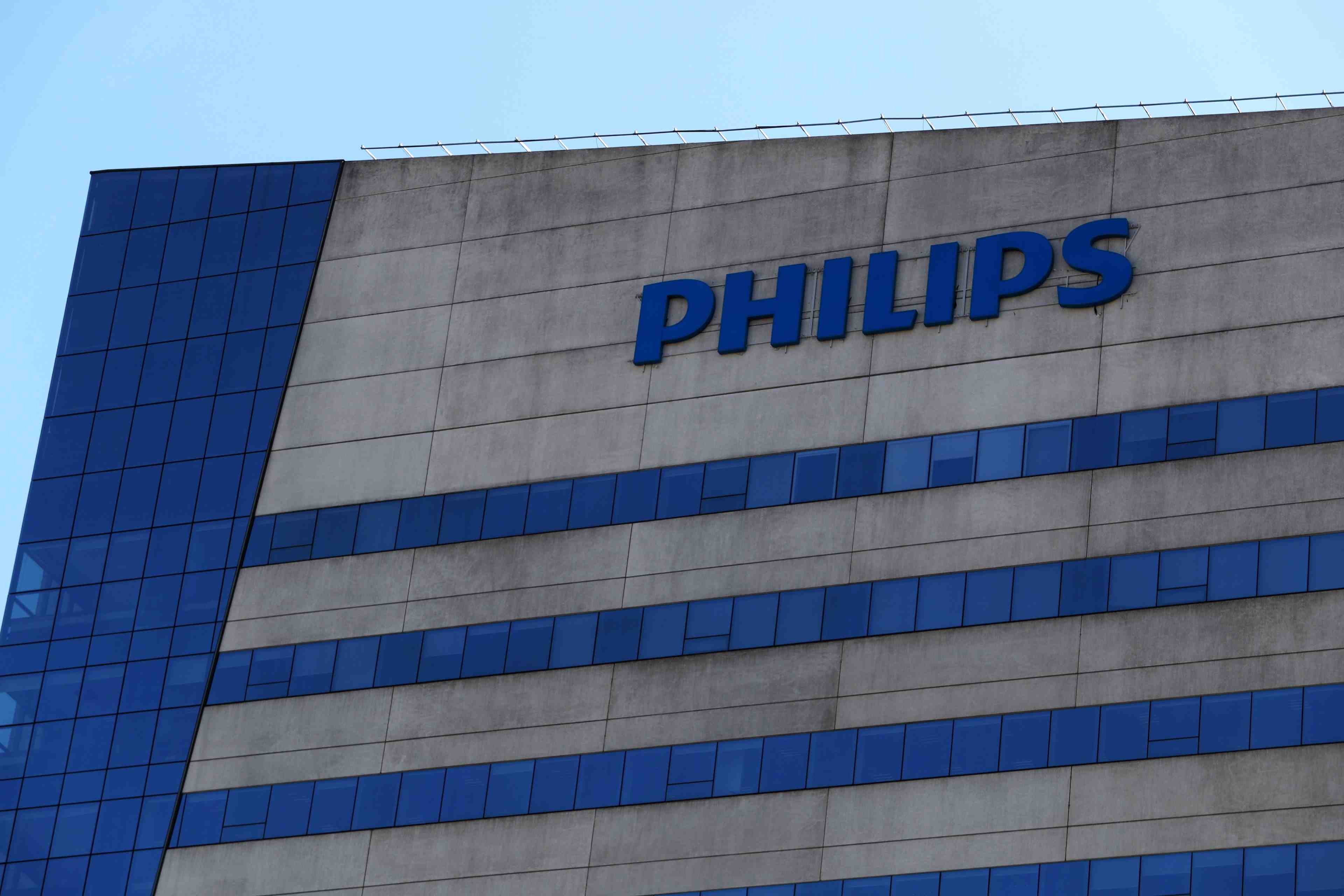 Philips revoit en baisse son objectif de rentabilite pour 2019