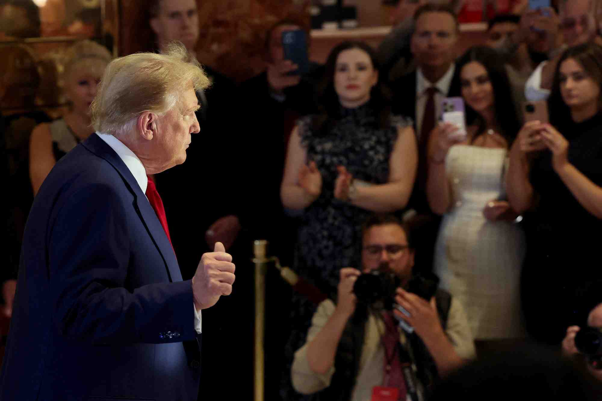 Ancien president americain trump lors d'une conference de presse, a new york