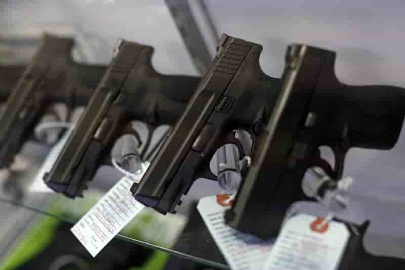 L'ue veut durcir les regles sur les armes a feu