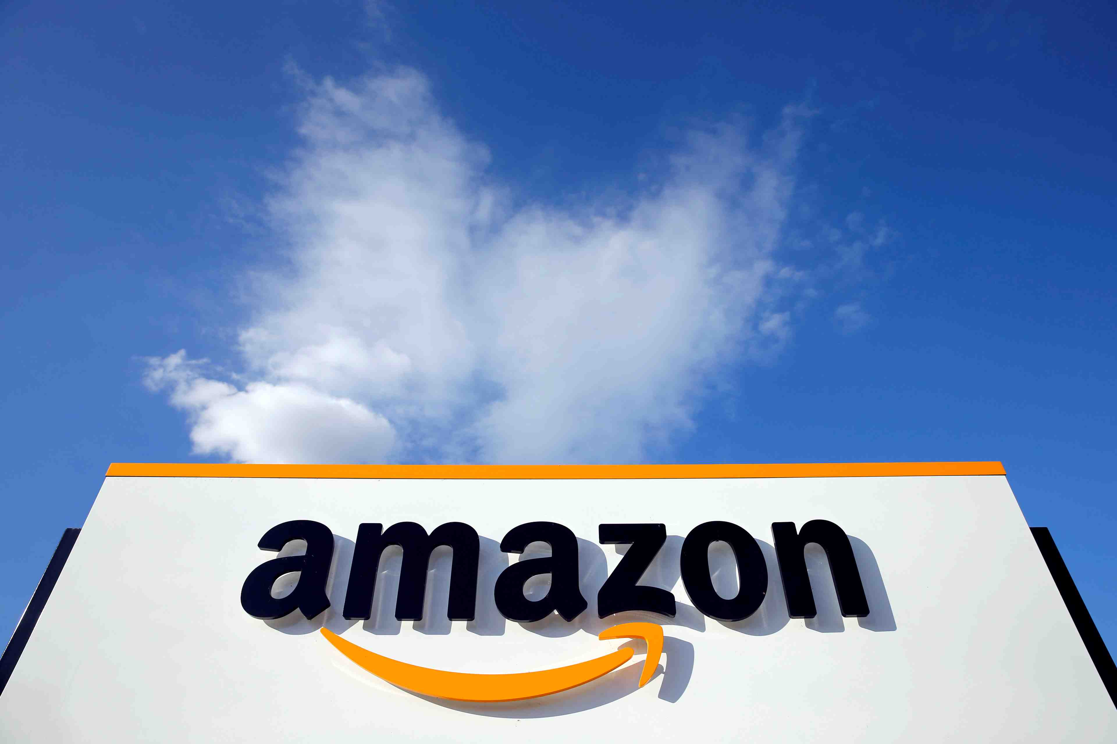 Amazon et alphabet decoivent, tempete attendue sur les "techs"
