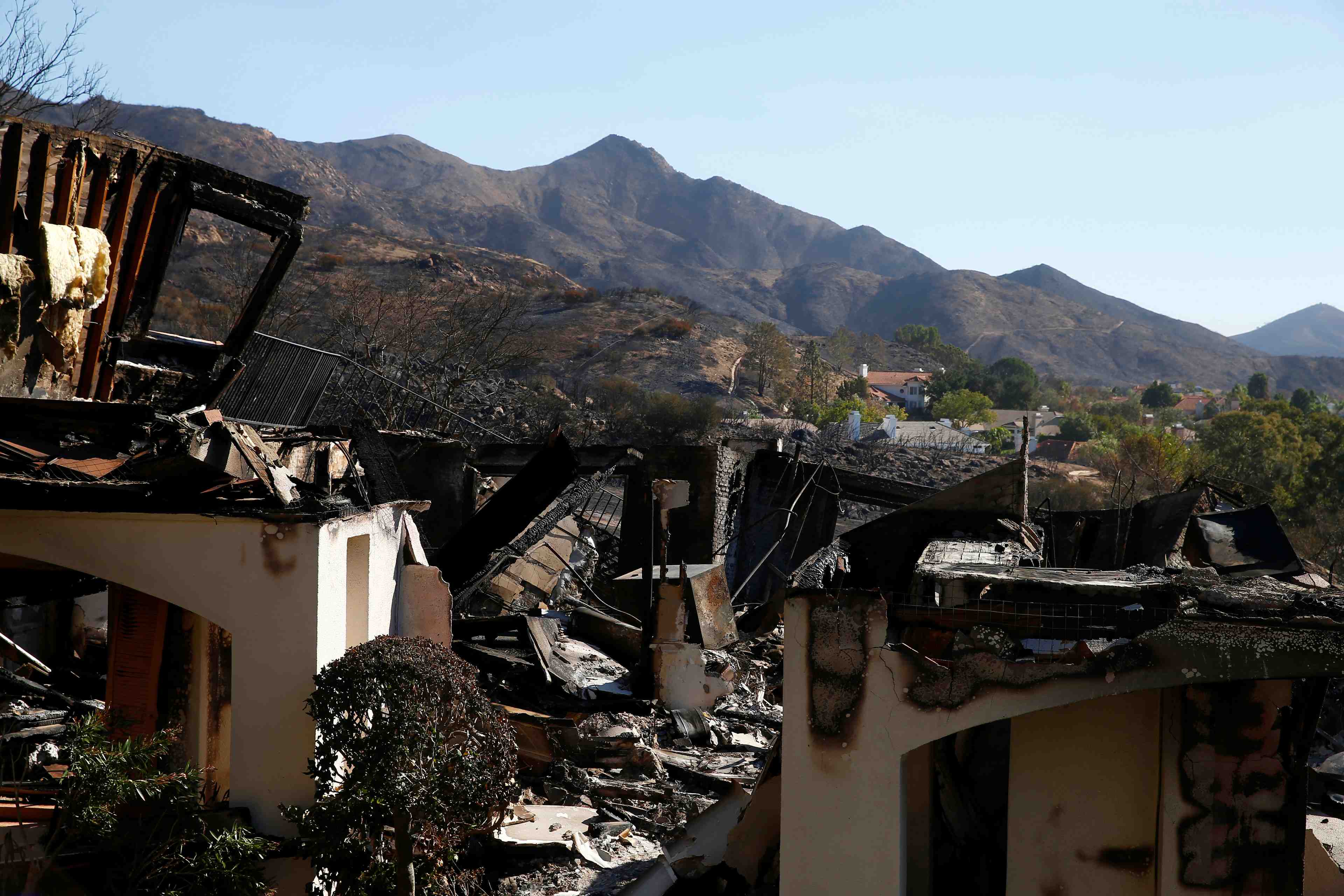 Incendies en californie: le bilan s'alourdit