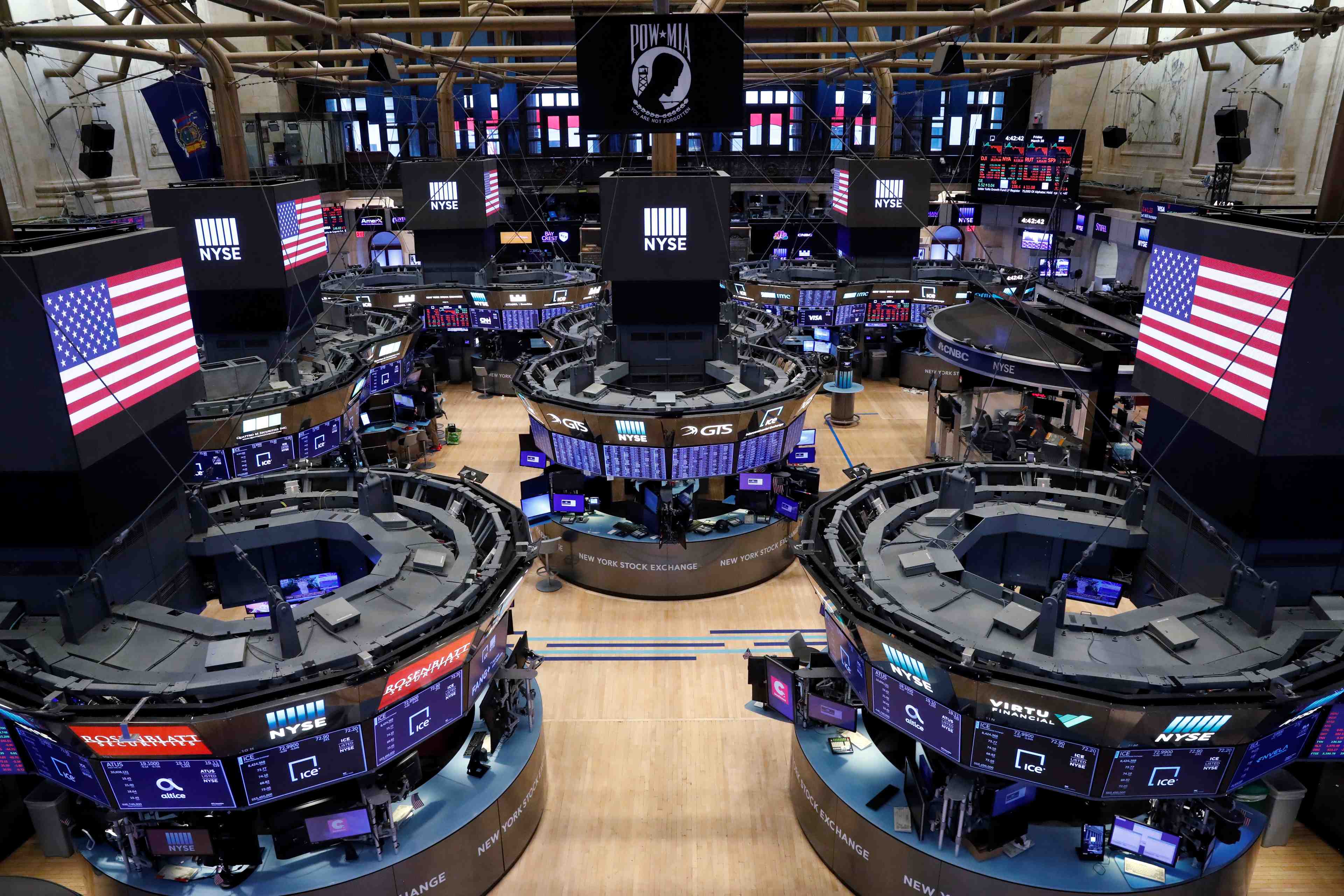Wall street ouvre en hausse prudente