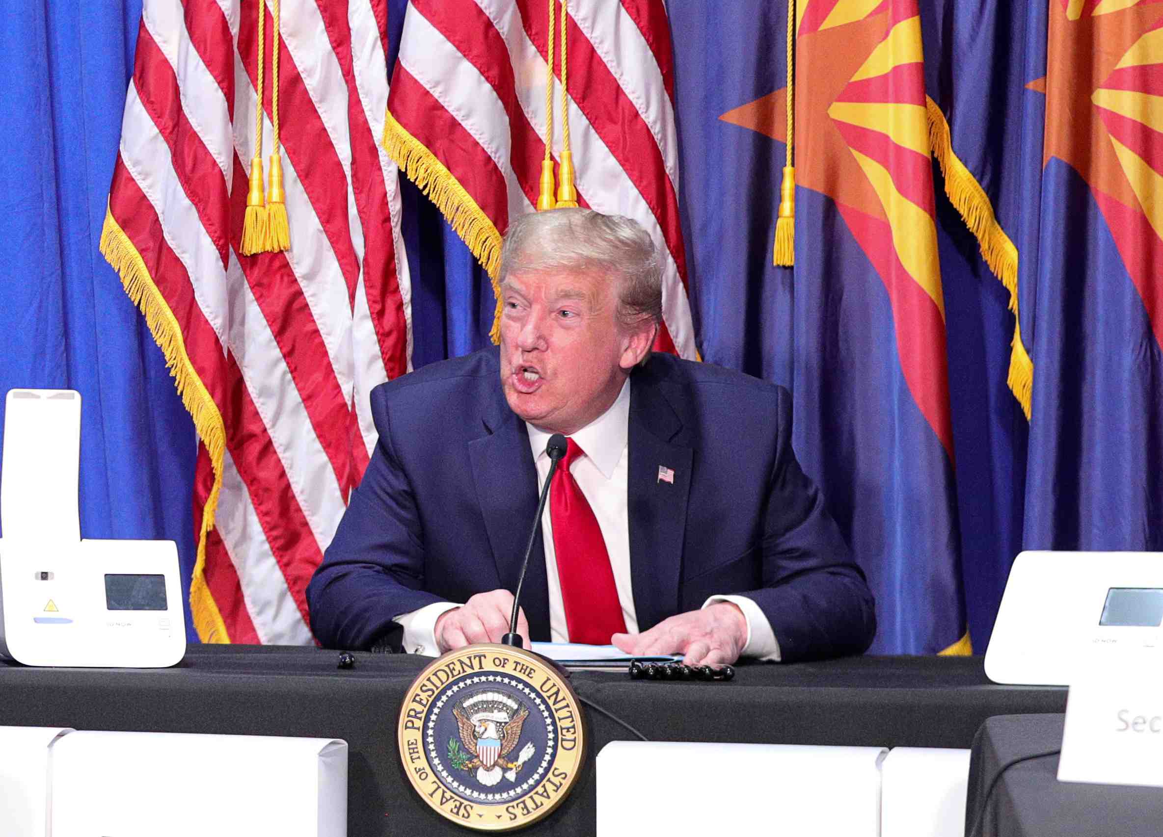Trump va dissoudre sa "task force" dediee au coronavirus