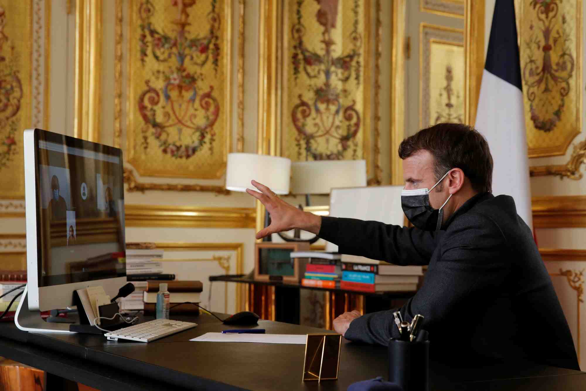 Macron dit penser qu'il n'y aura pas de nouveau reconfinement d'ici la fin de l'annee scolaire