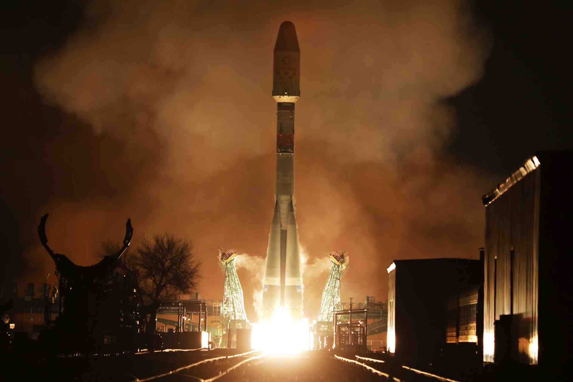 OneWeb Soyuz Arianespace Starsem