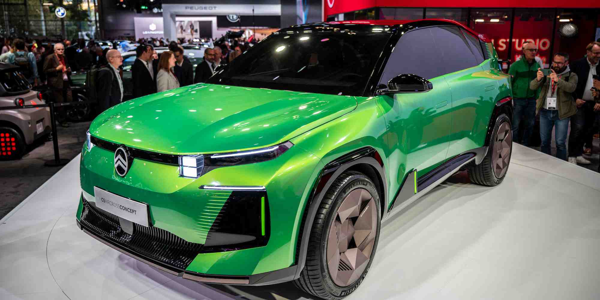La C5 Aircross sera commercialisée dans le courant de l'année prochaine.