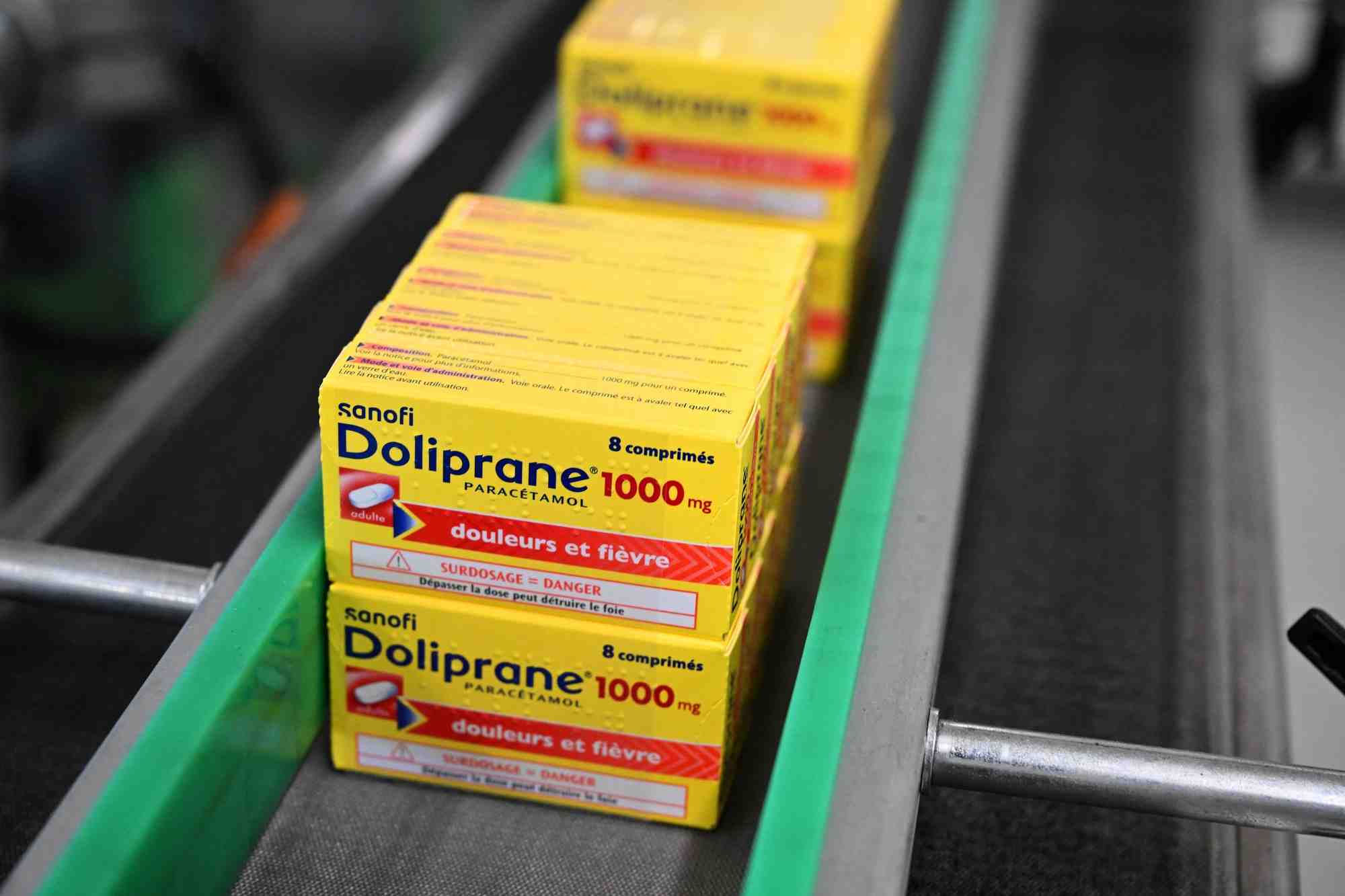 Sanofi a choisi de céder sa branche grand public, qui fabrique le Doliprane, pour se concentrer sur des traitements à haute valeur ajoutée, notamment en immunologie.