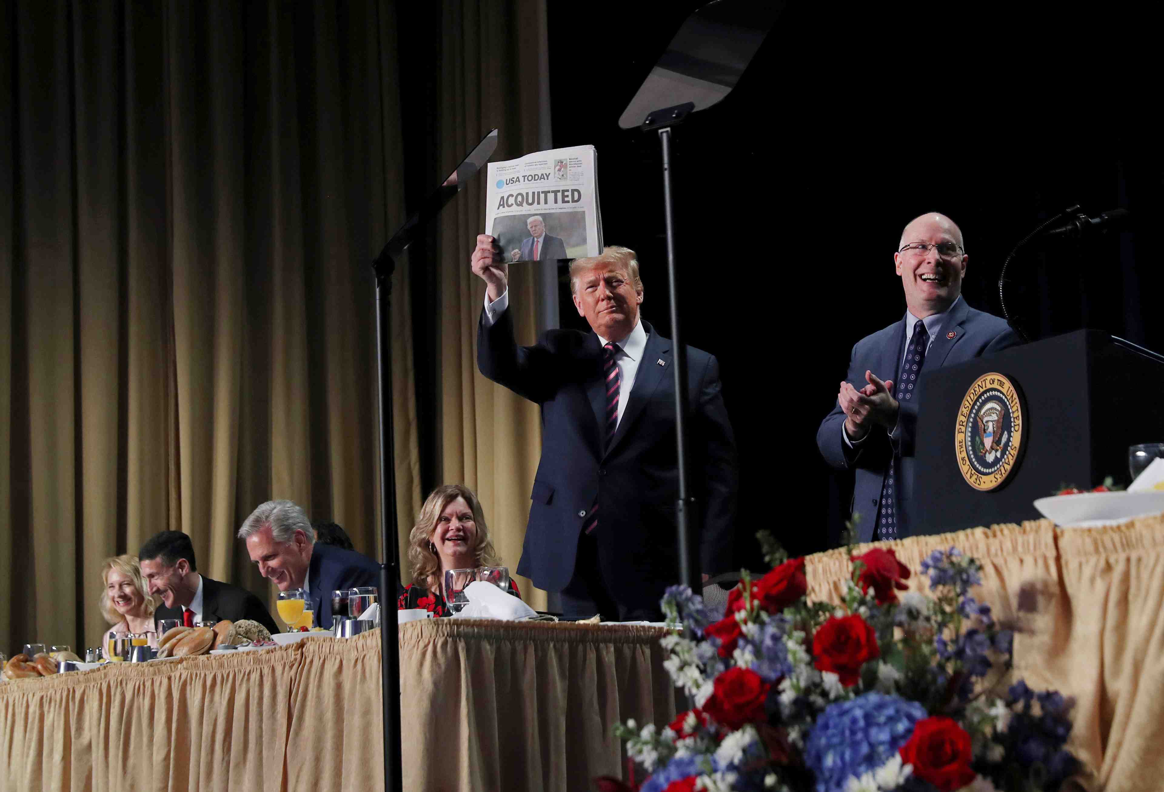 A peine acquitte, donald trump repart a l'attaque