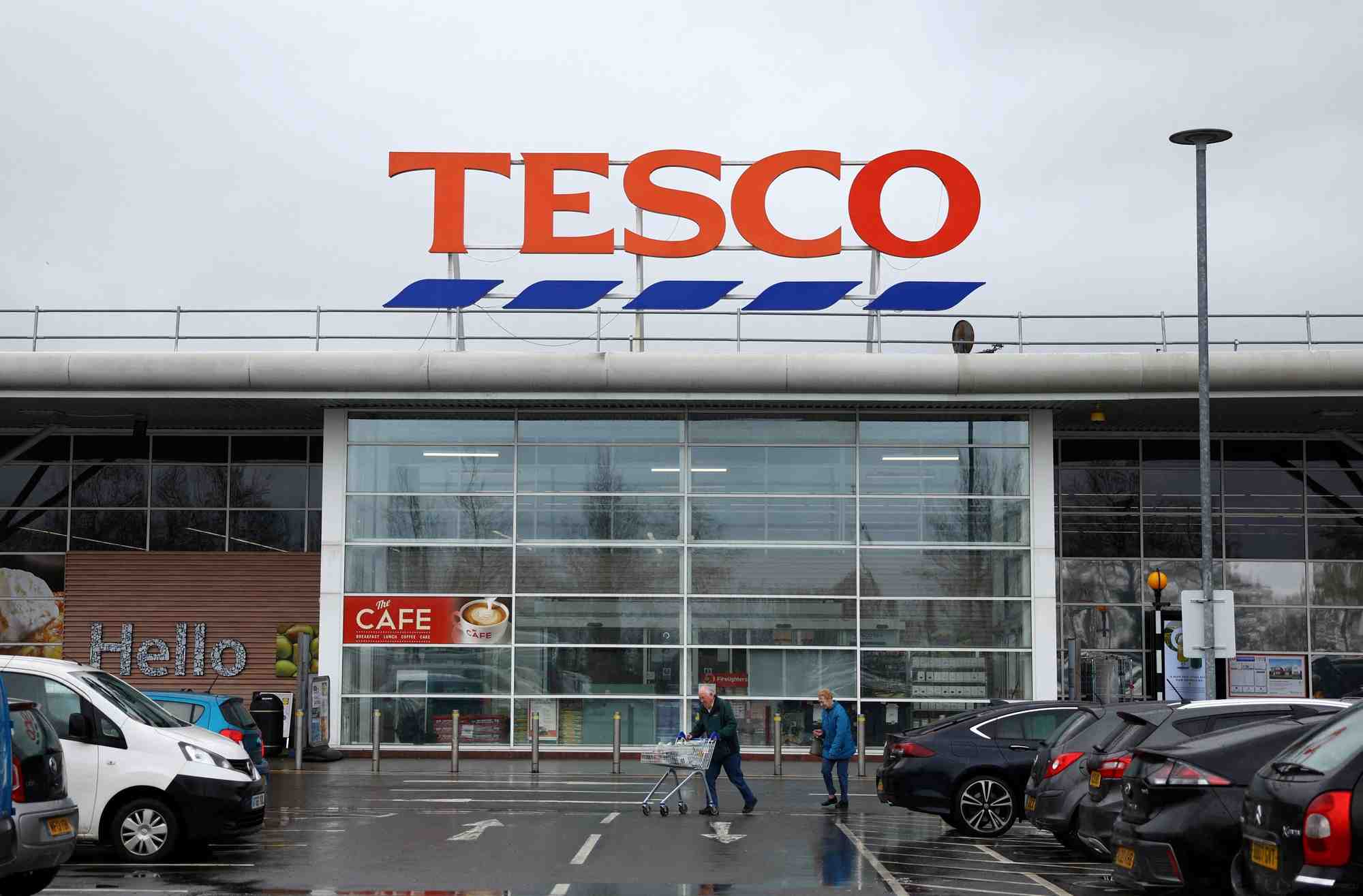 Supermarche tesco, a oldham