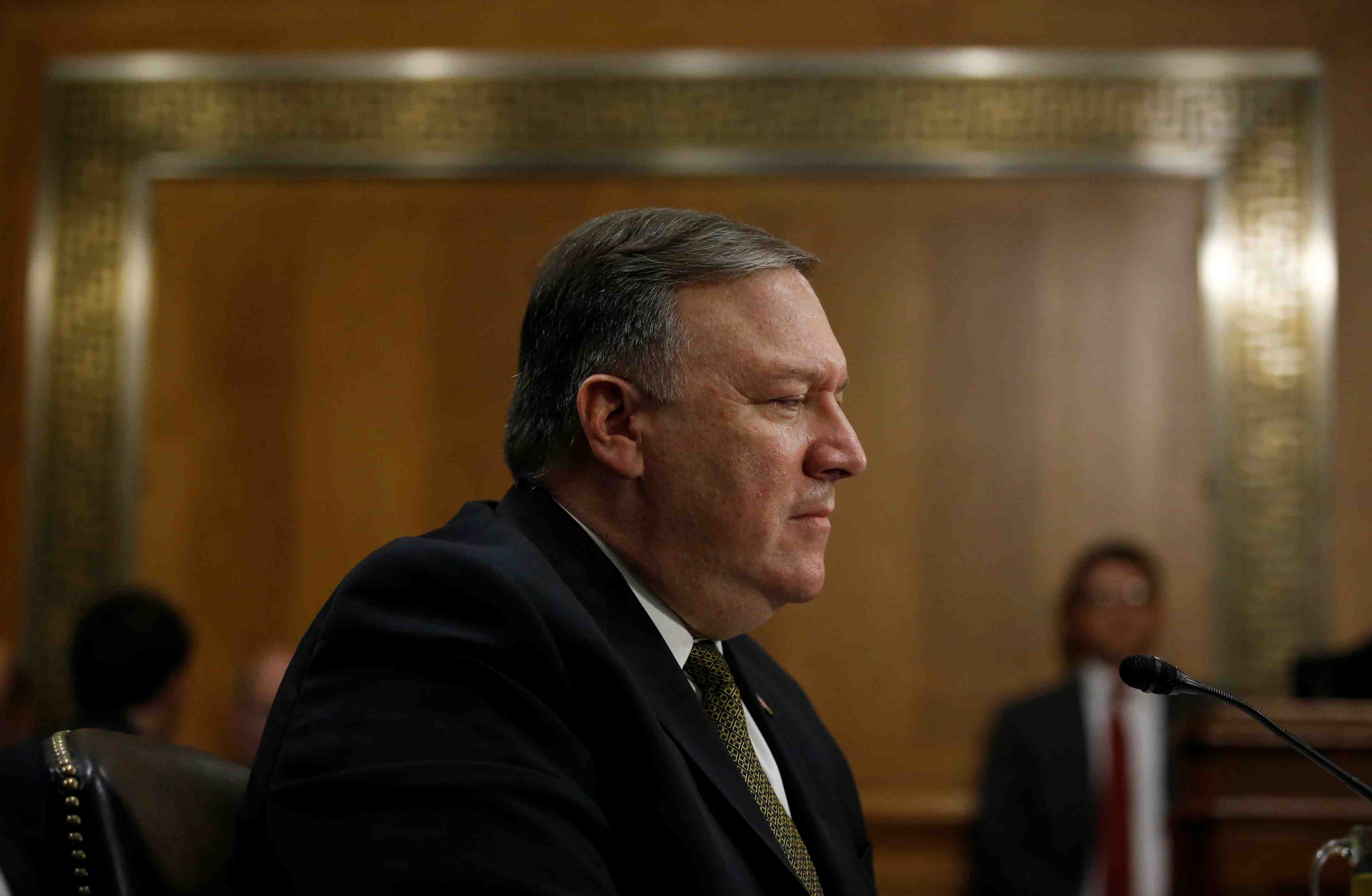 Pas de cadeau a la coree du nord sans engagement irreversible, dit pompeo