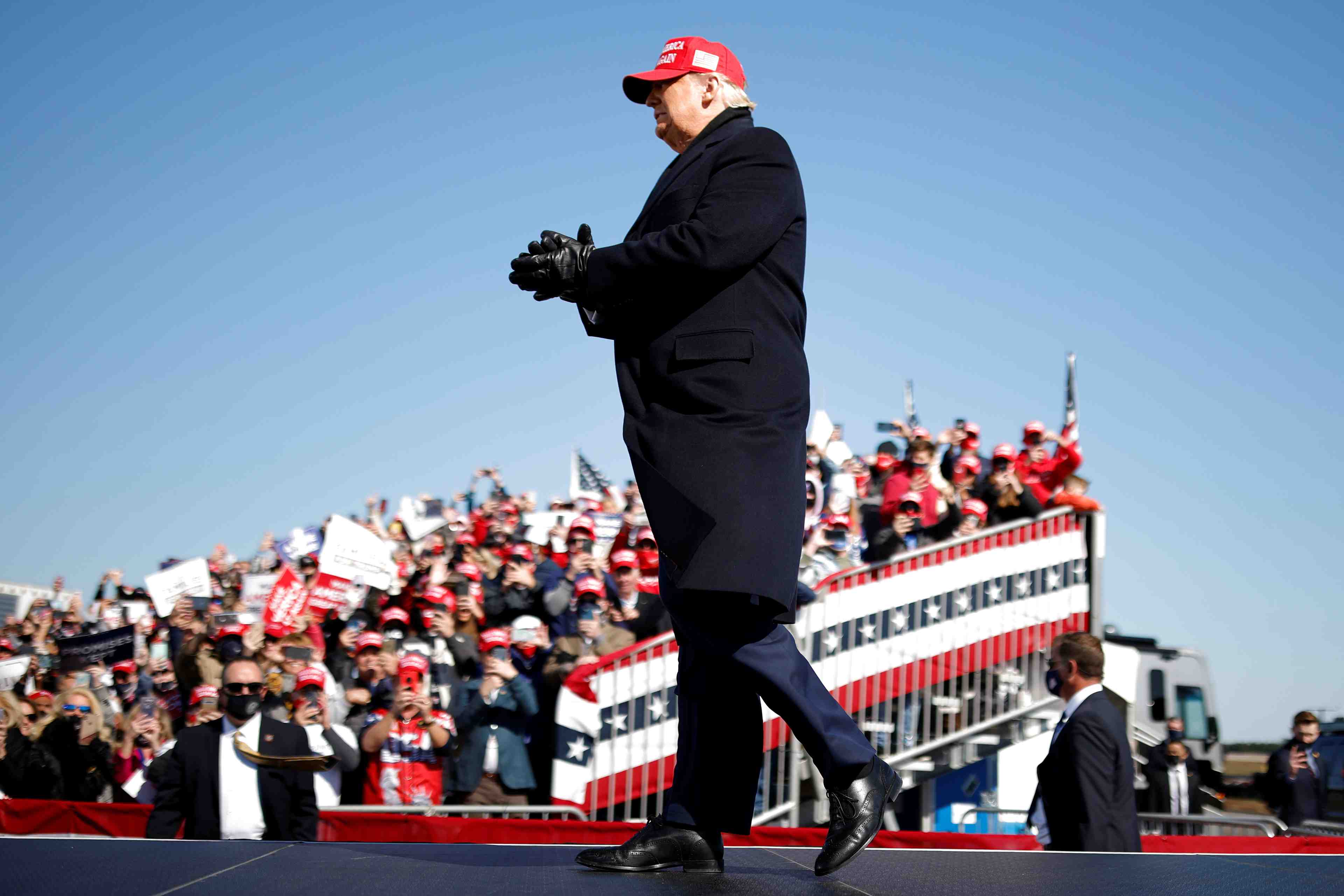 Trump et biden lancent le sprint final dans les etats cles