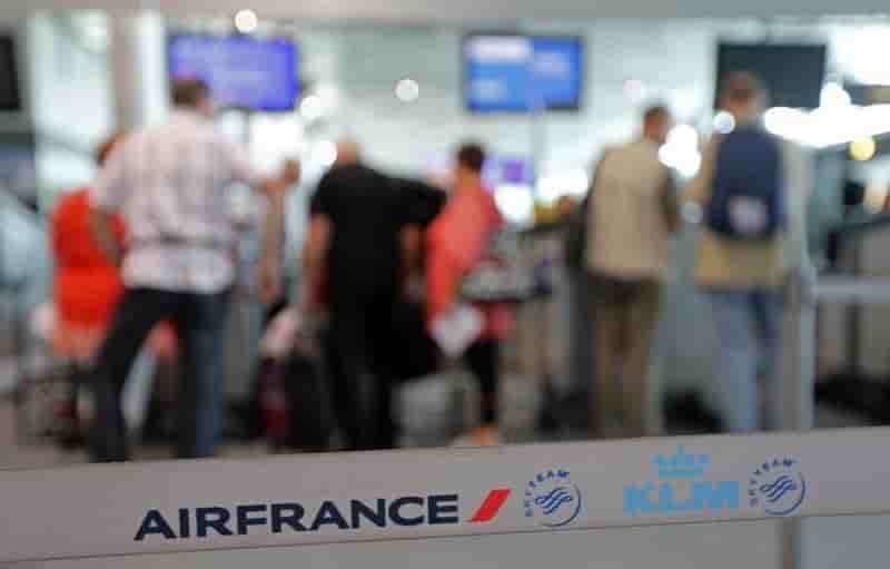 Des syndicats d'air france n'excluent pas une greve en octobre