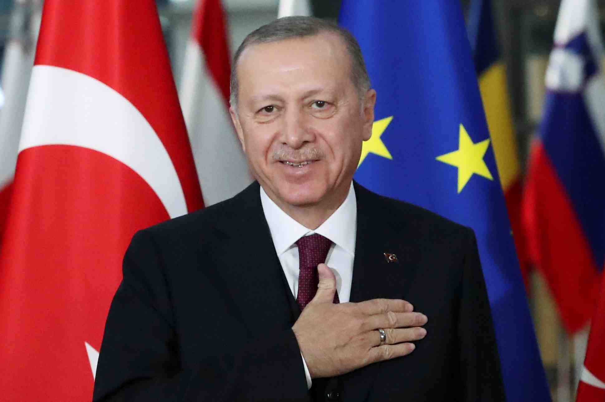 Coronavirus: erdogan escorte d'une camera thermique