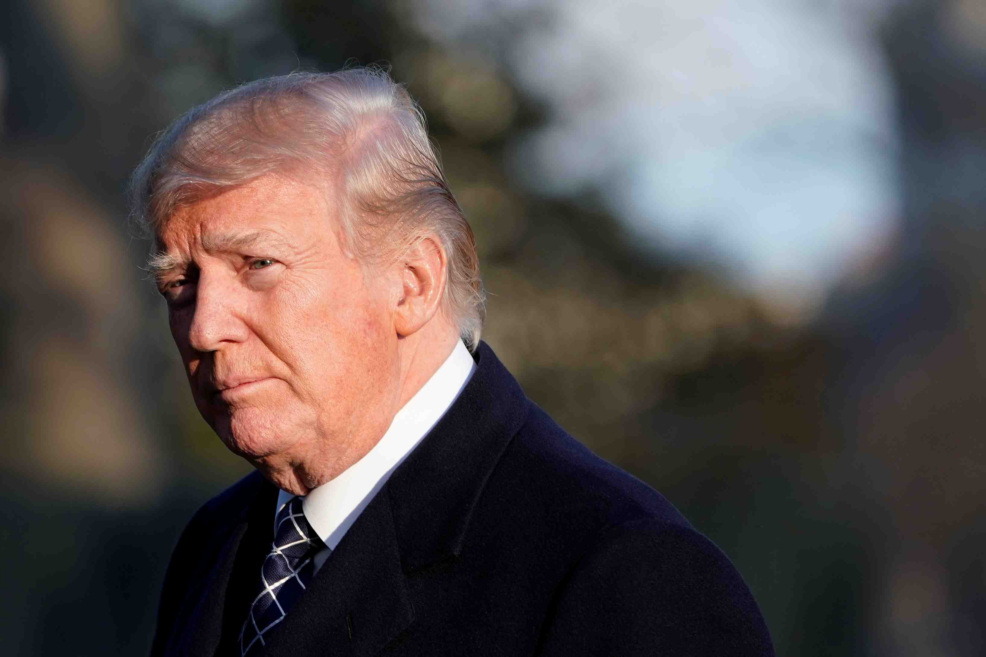 Trump s'en prend a amazon sur la fiscalite et les tarifs postaux