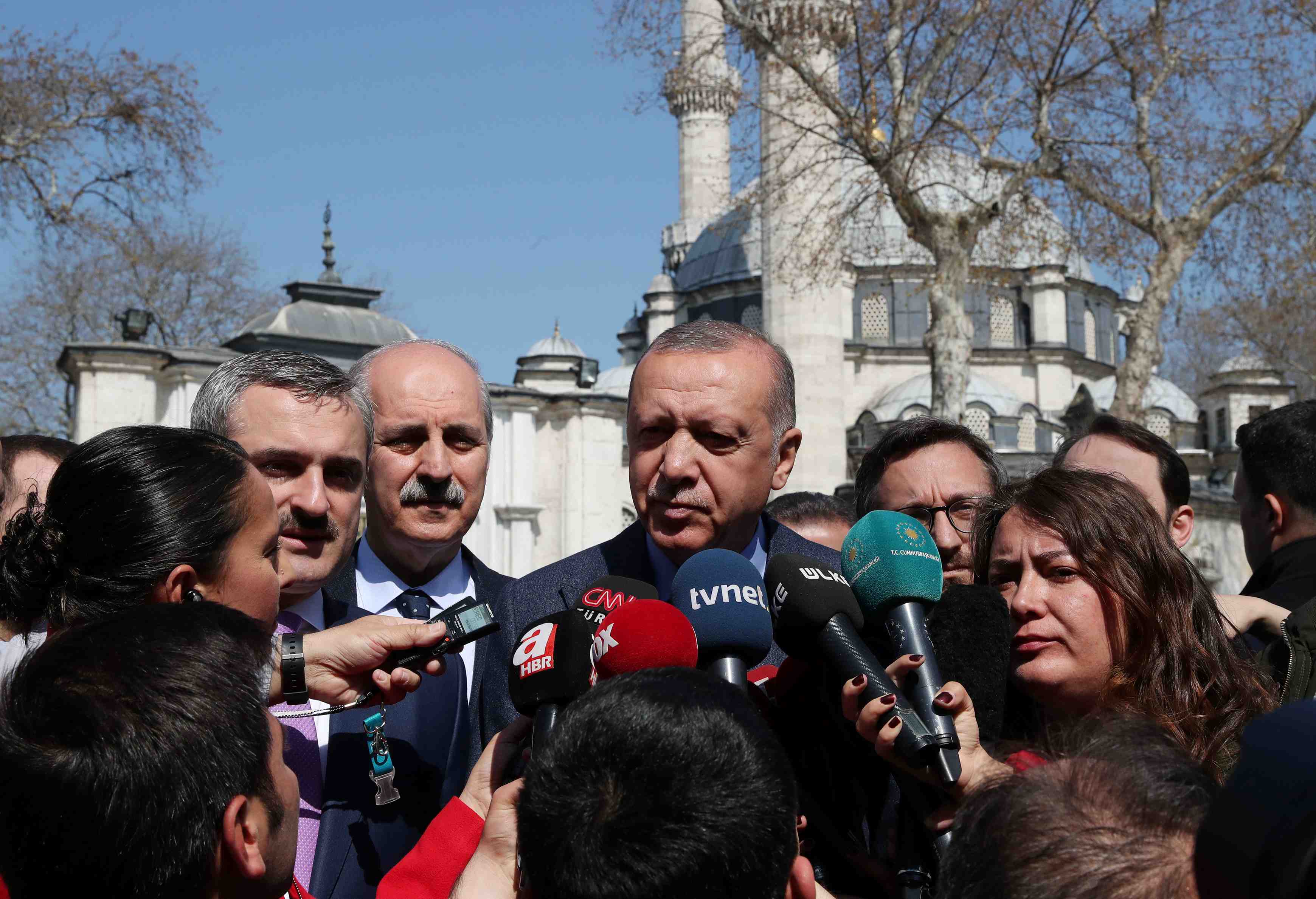 L'akp va demander que tous les bulletins soient recomptes a istanbul