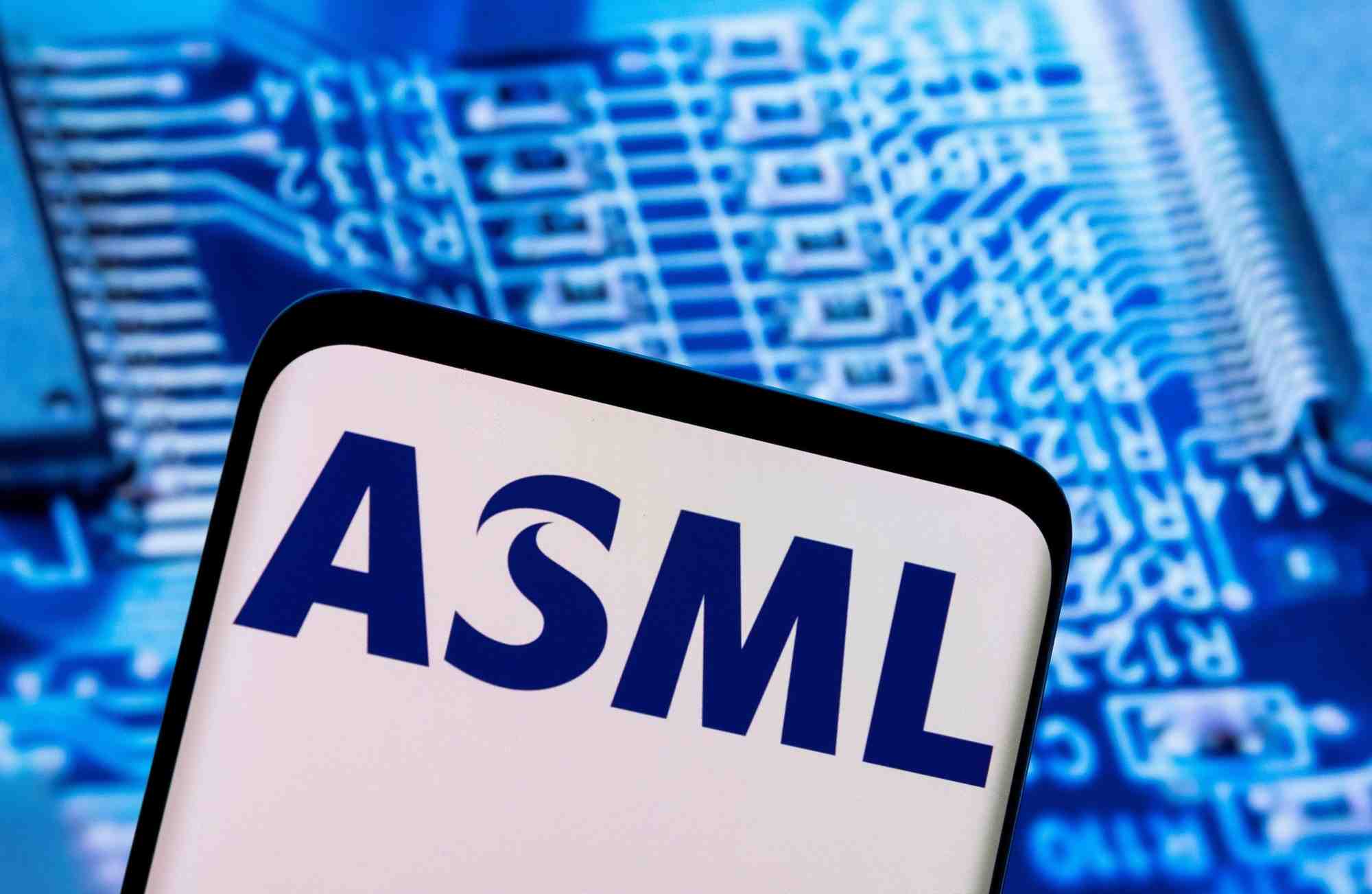 Asml: hausse du benefice au 2e trimestre grace a un nombre record de commandes