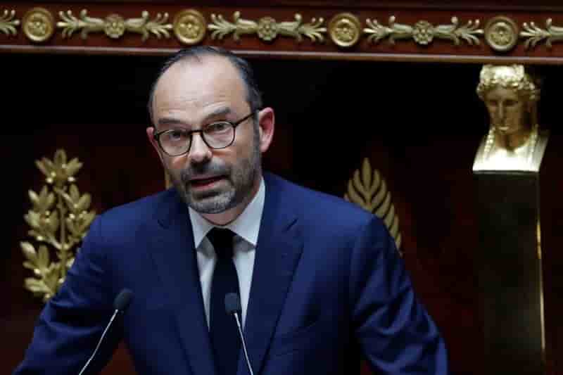 Philippe annonce une "strategie de sante" dans les mois a venir