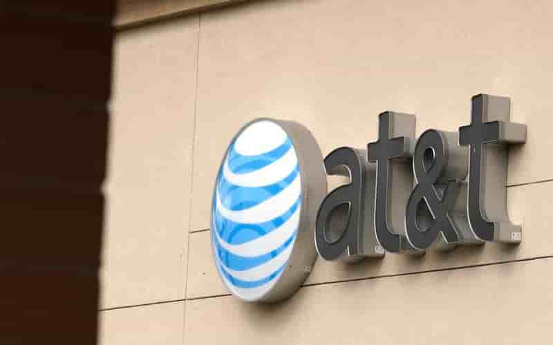 At&t: resultats superieurs aux attentes, hausse du titre