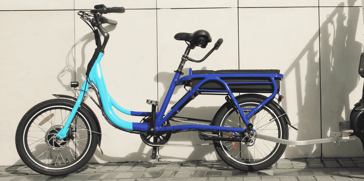 Avec ses vélos cargo, la société de free-floating Pony, originaire d'Angers, compte bien conquérir les rues de Grenoble aux côtés de l'opérateur de trottinettes, Tier Mobility.