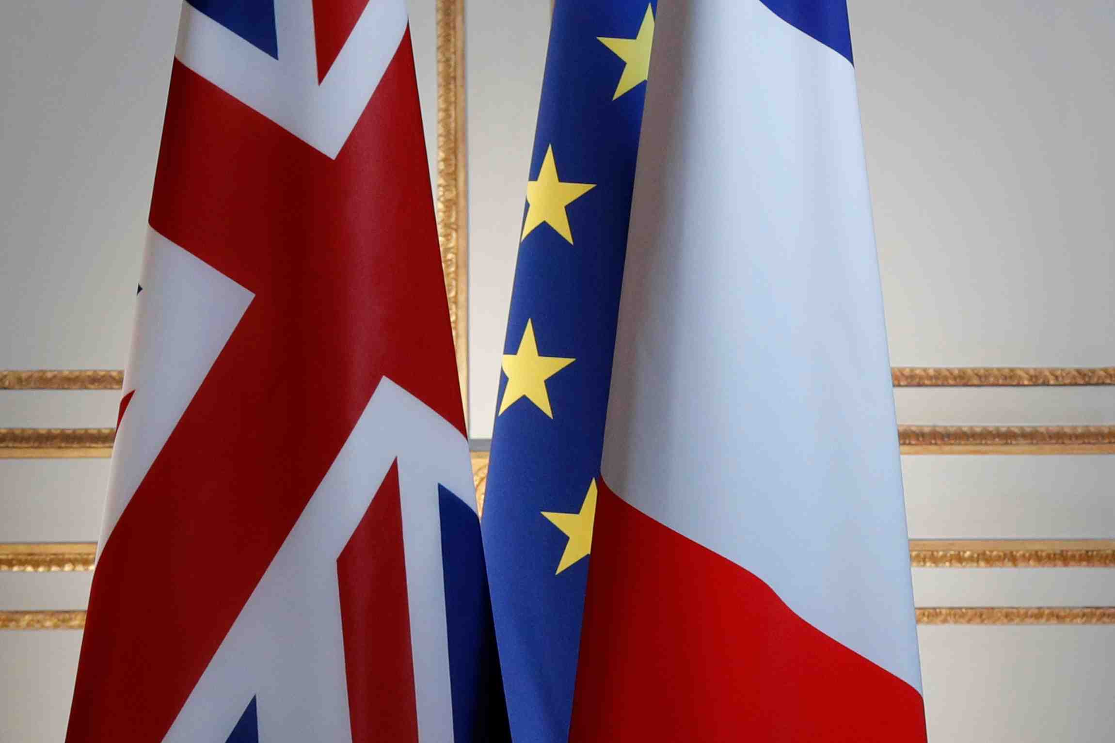 Le gouvernement de boris johnson n'agit pas de bonne foi, dit macron