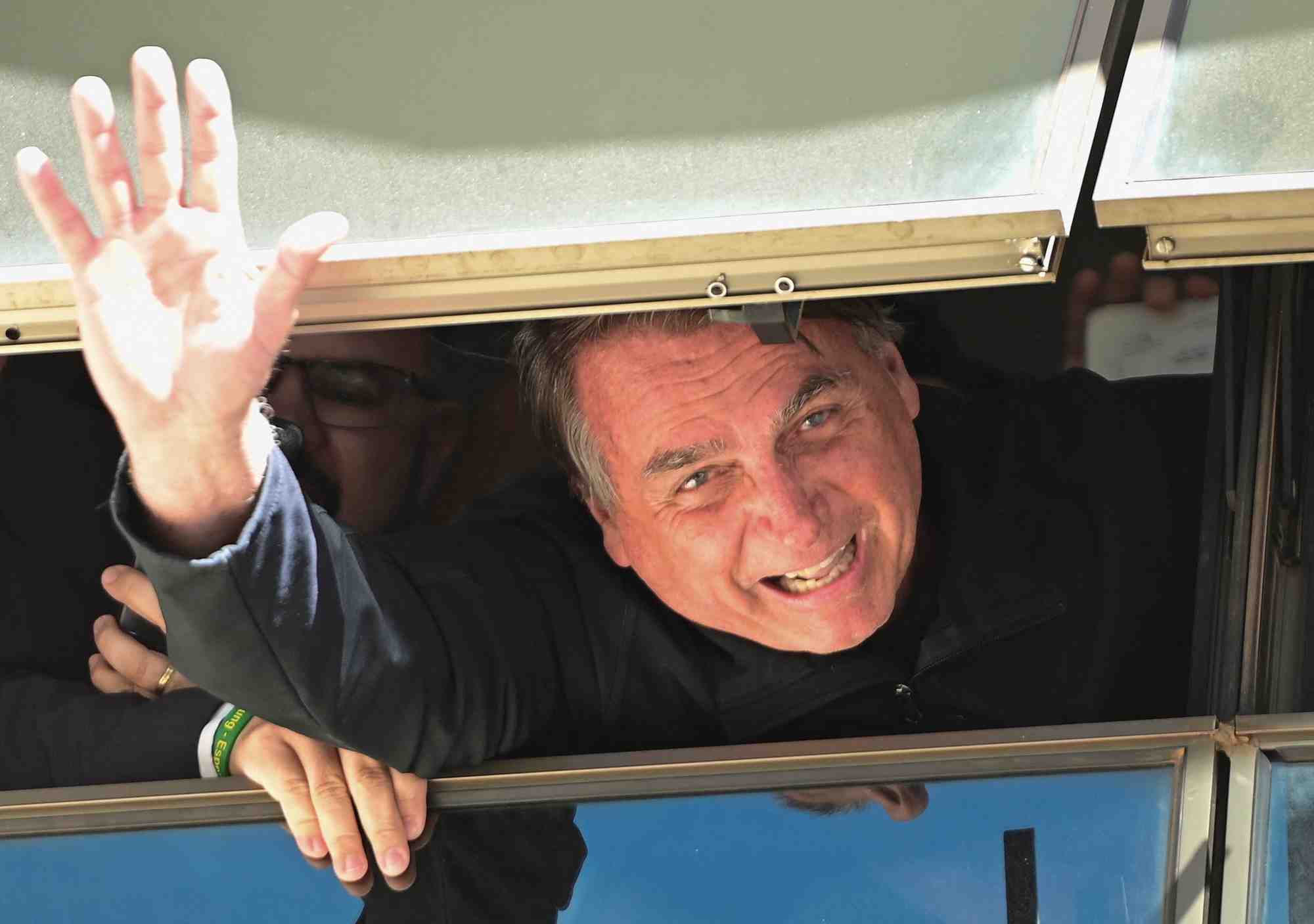 Photo de l'ancien president du bresil jair bolsonaro