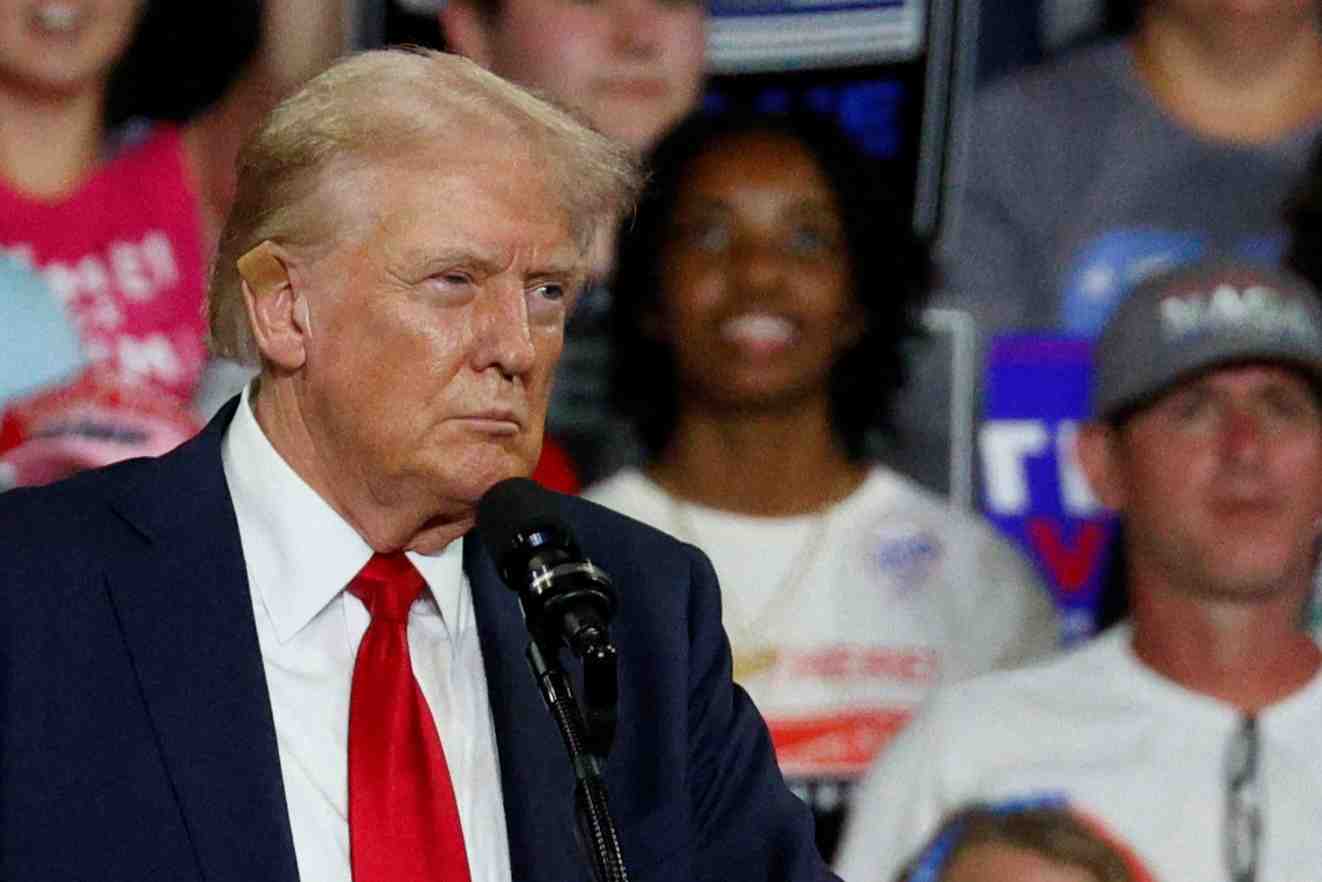 Le candidat republicain a la presidence et ancien president des etats-unis, trump, fait campagne a charlotte