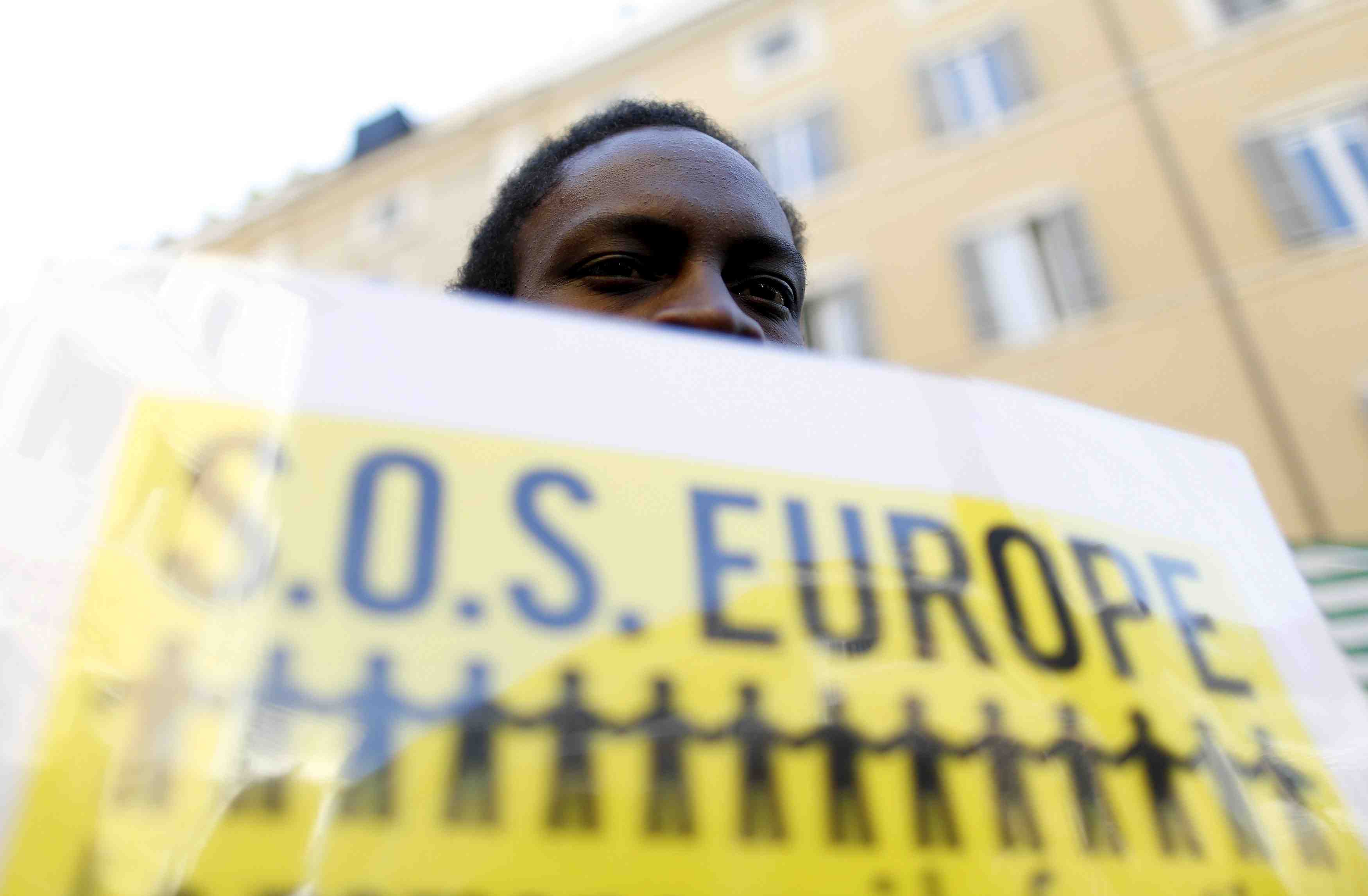 L'ue invitee a placer l'asile des migrants au coeur des debats