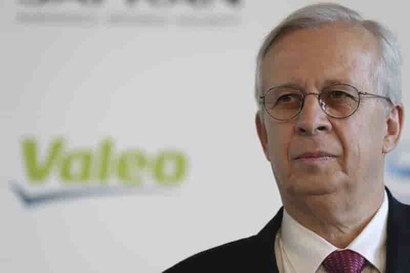 Valeo rachete l'allemand peiker