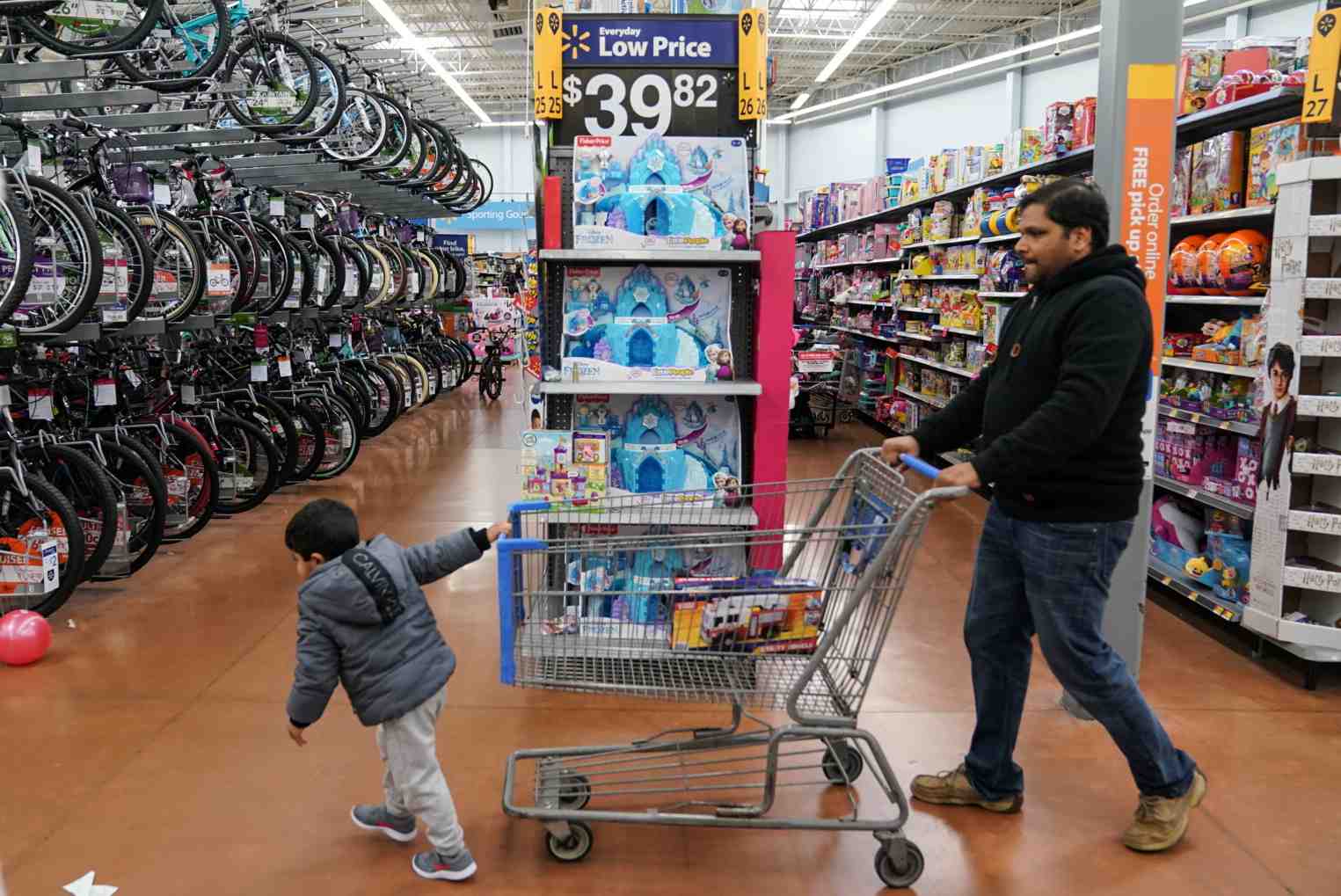 Usa:  les ventes au detail en hausse de 0,3% en decembre