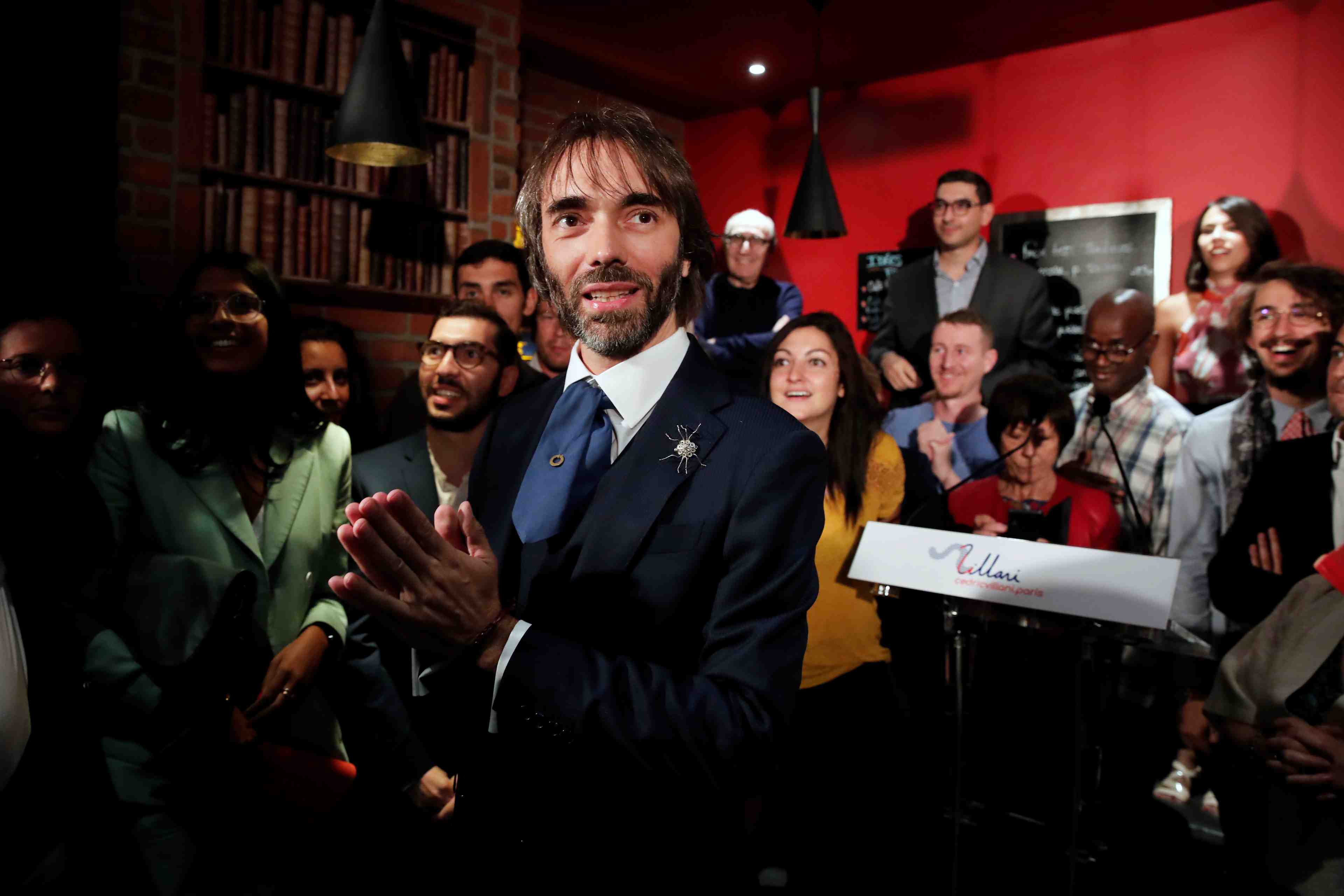 Villani recu dimanche par macron pour parler de paris