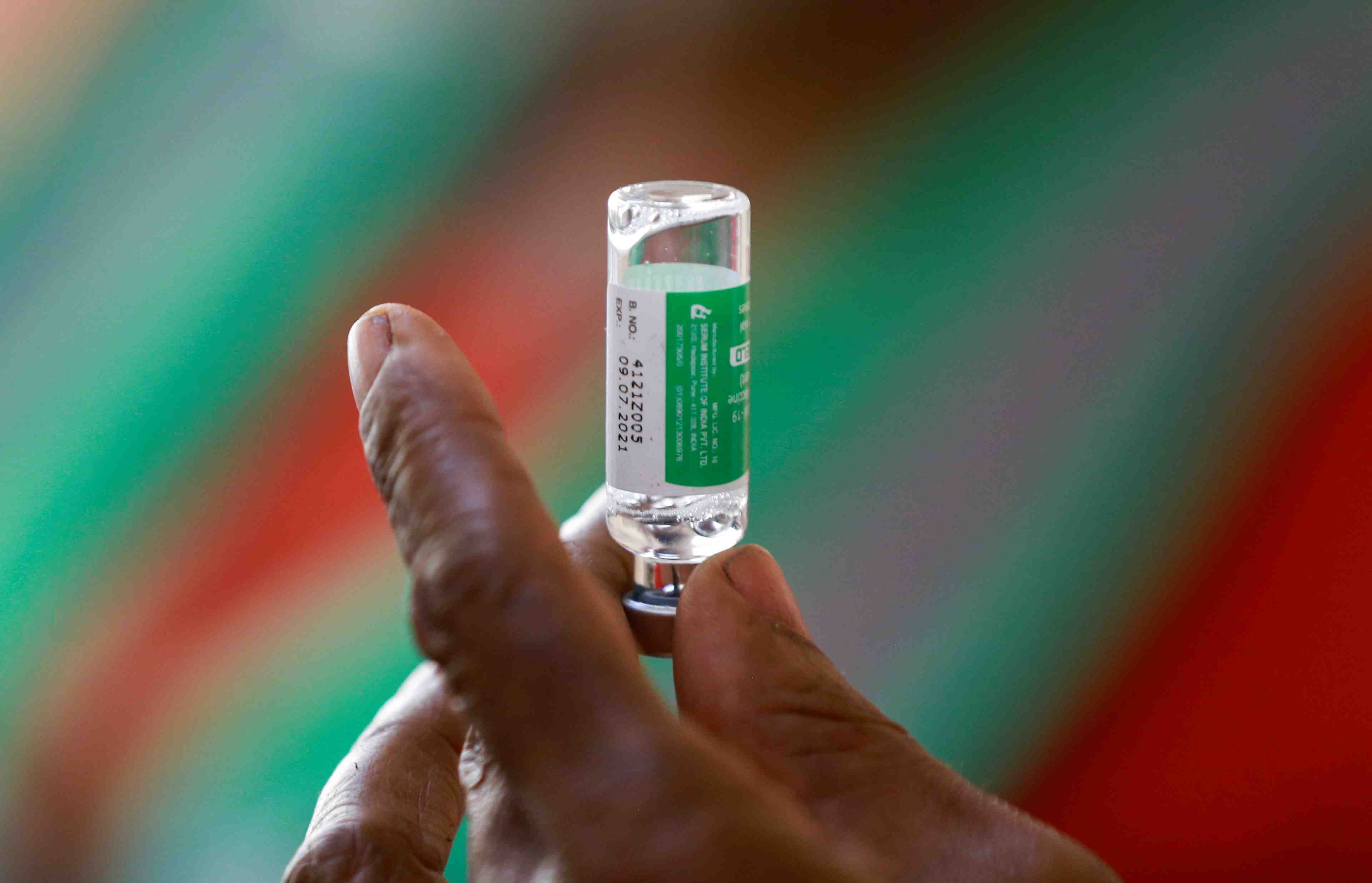 La france fait don de vaccins anti-covid au nigeria dans le cadre de covax