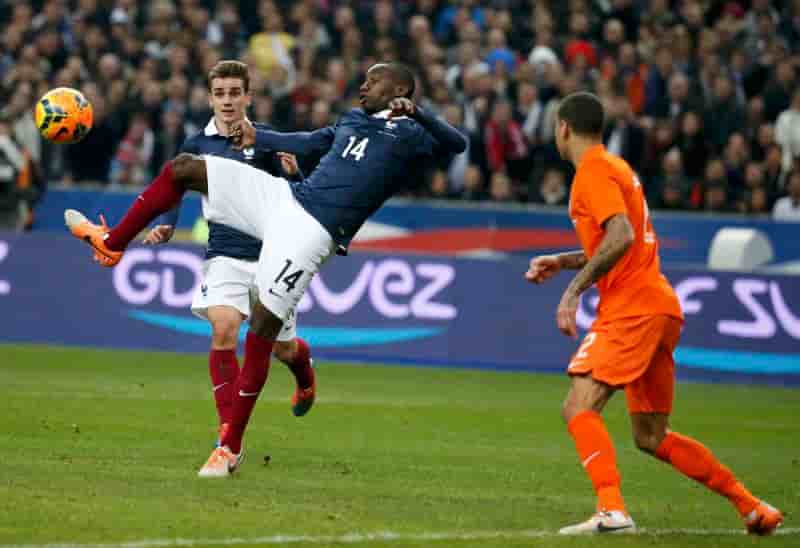Football: la France bat les Pays-Bas 2-0
