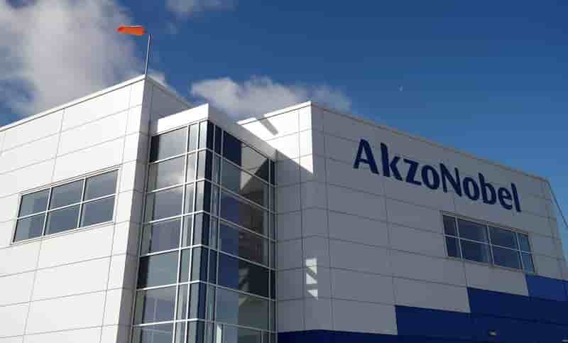 Akzo envisage une vente ou scission pour sa chimie de specialite