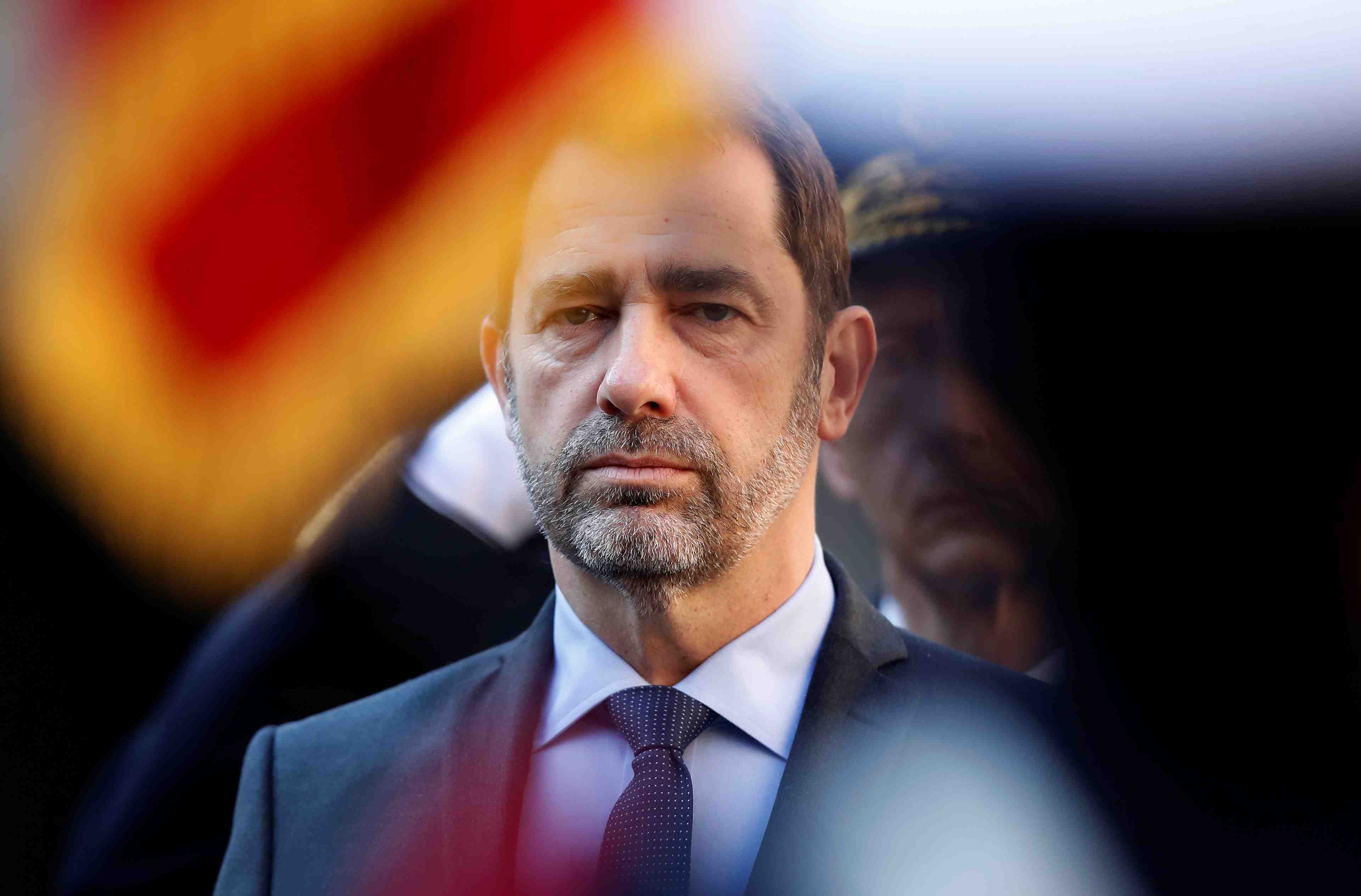 Castaner amende ses propos sur la pitie-salpetriere