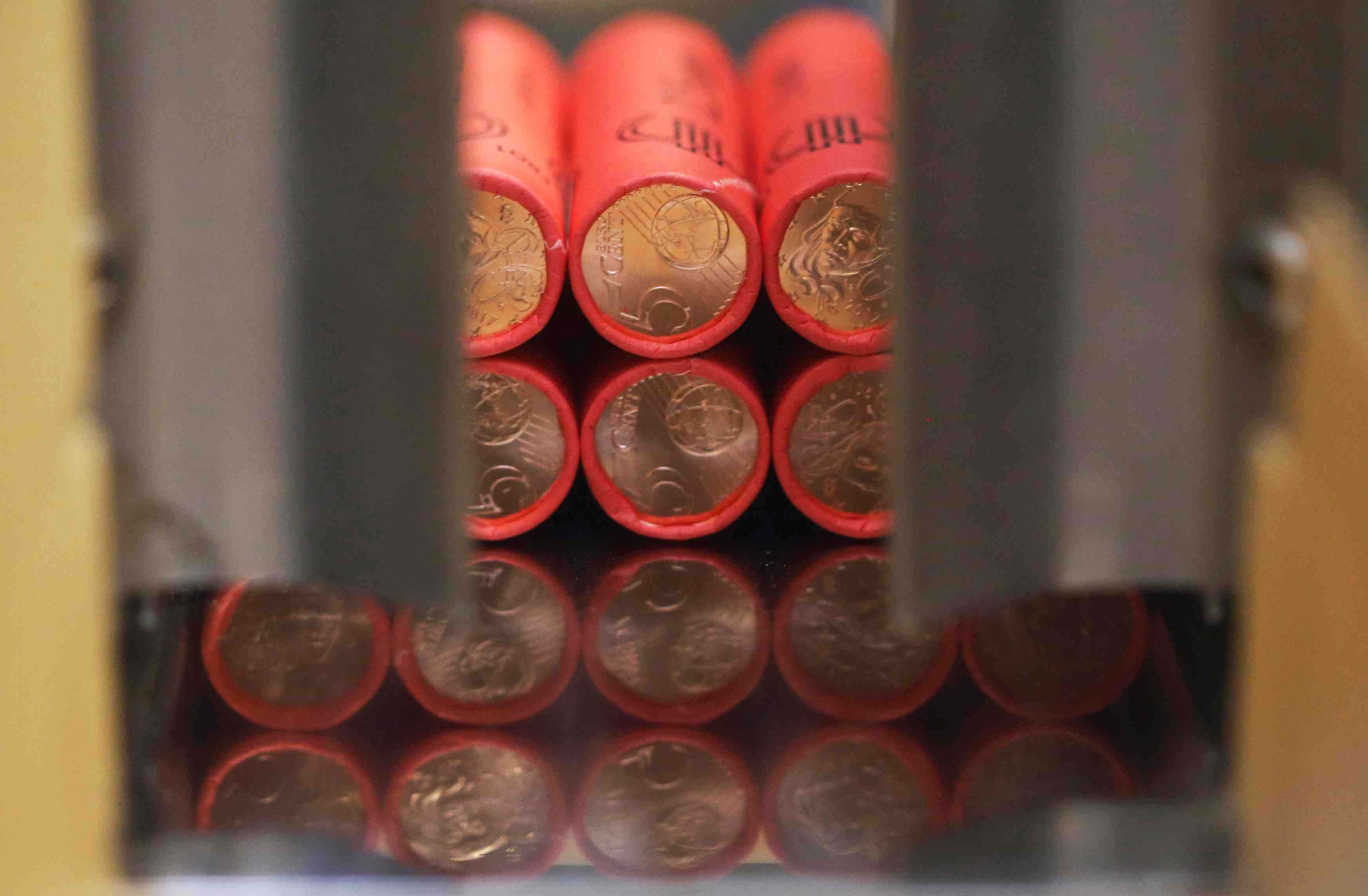 Inflation stable en zone euro, renforce la pression sur la bce