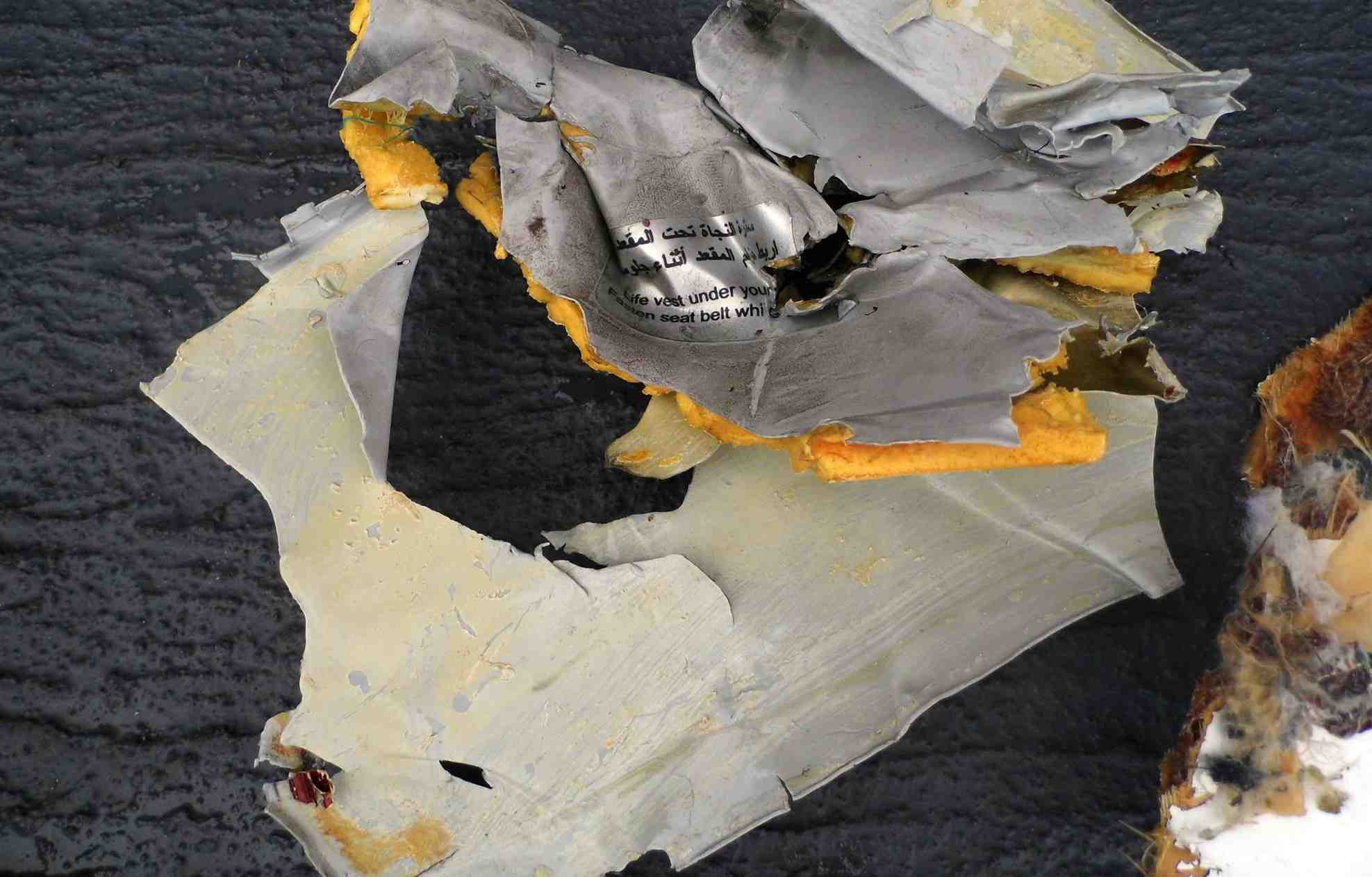 Les signaux des boites noires du vol egyptair peut-etre captes