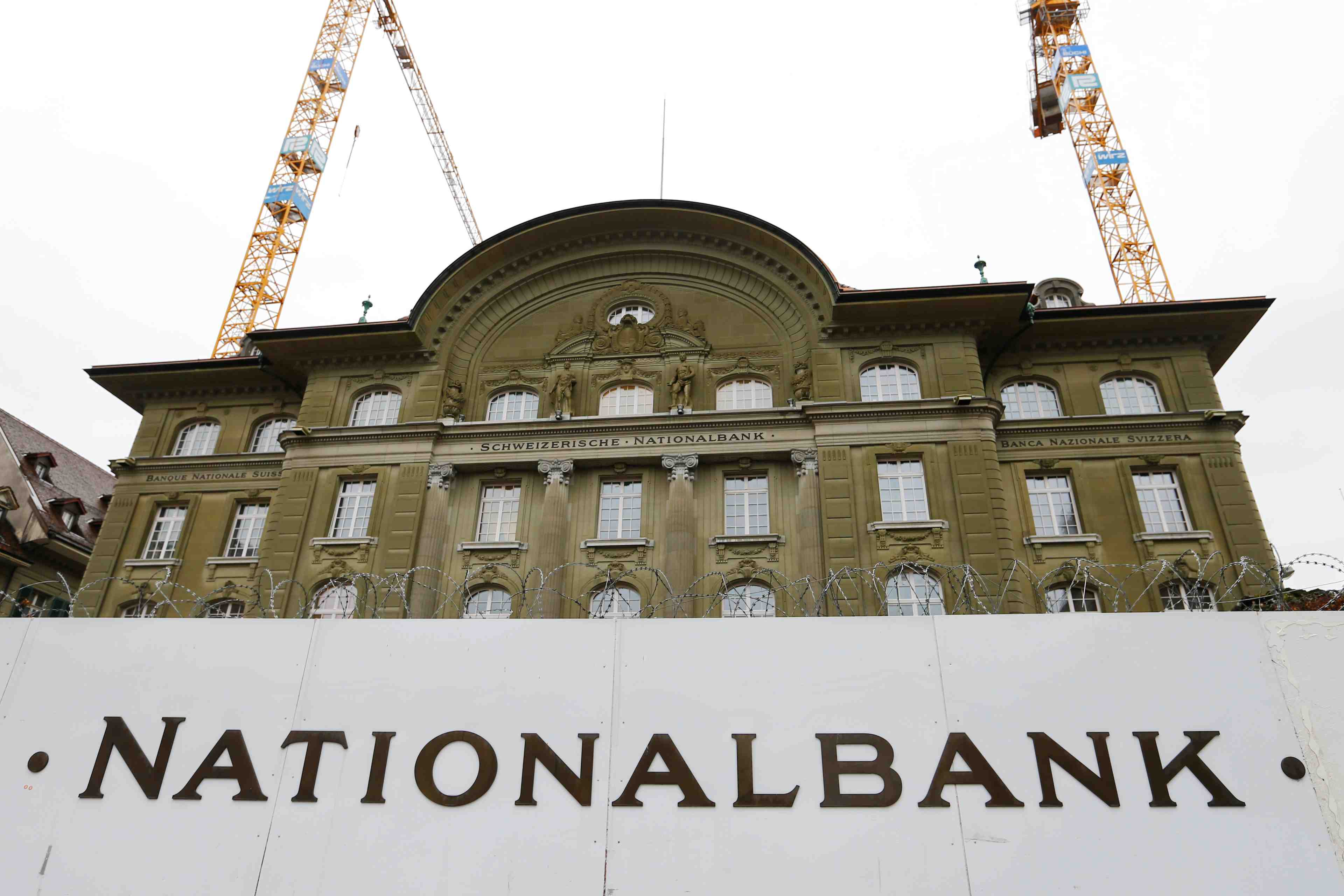 Suisse: le recul du franc contrecarre par le retour des capitaux