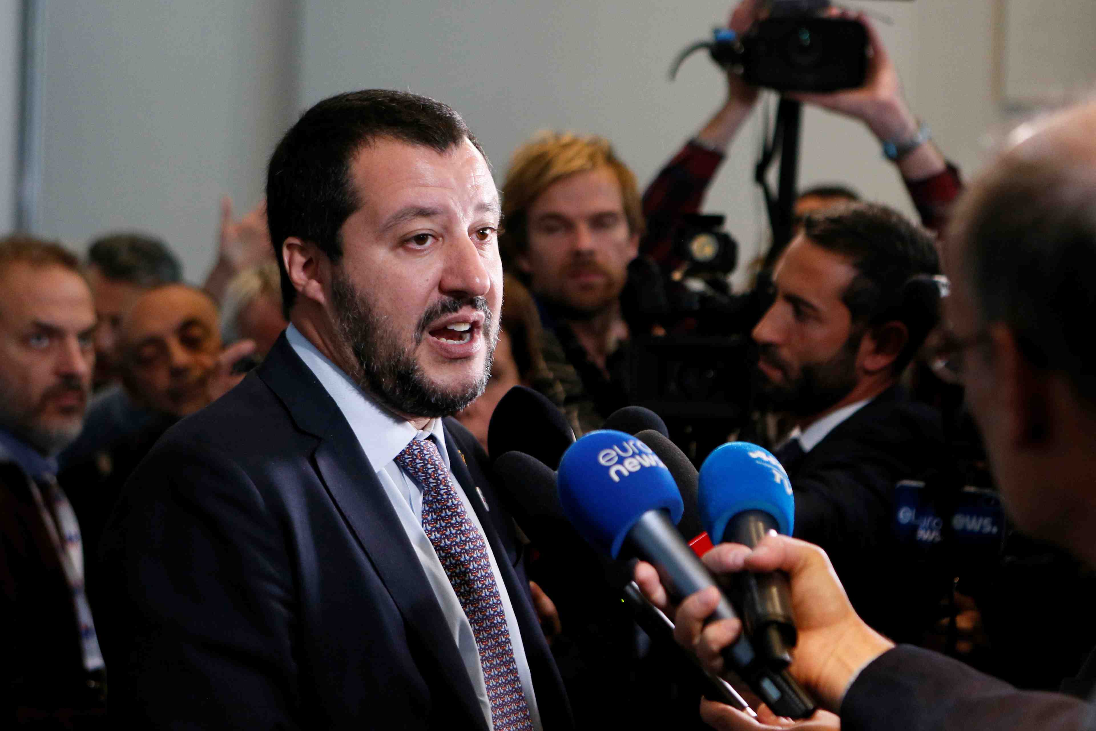 Salvini dit envisager de briguer la presidence de la ce