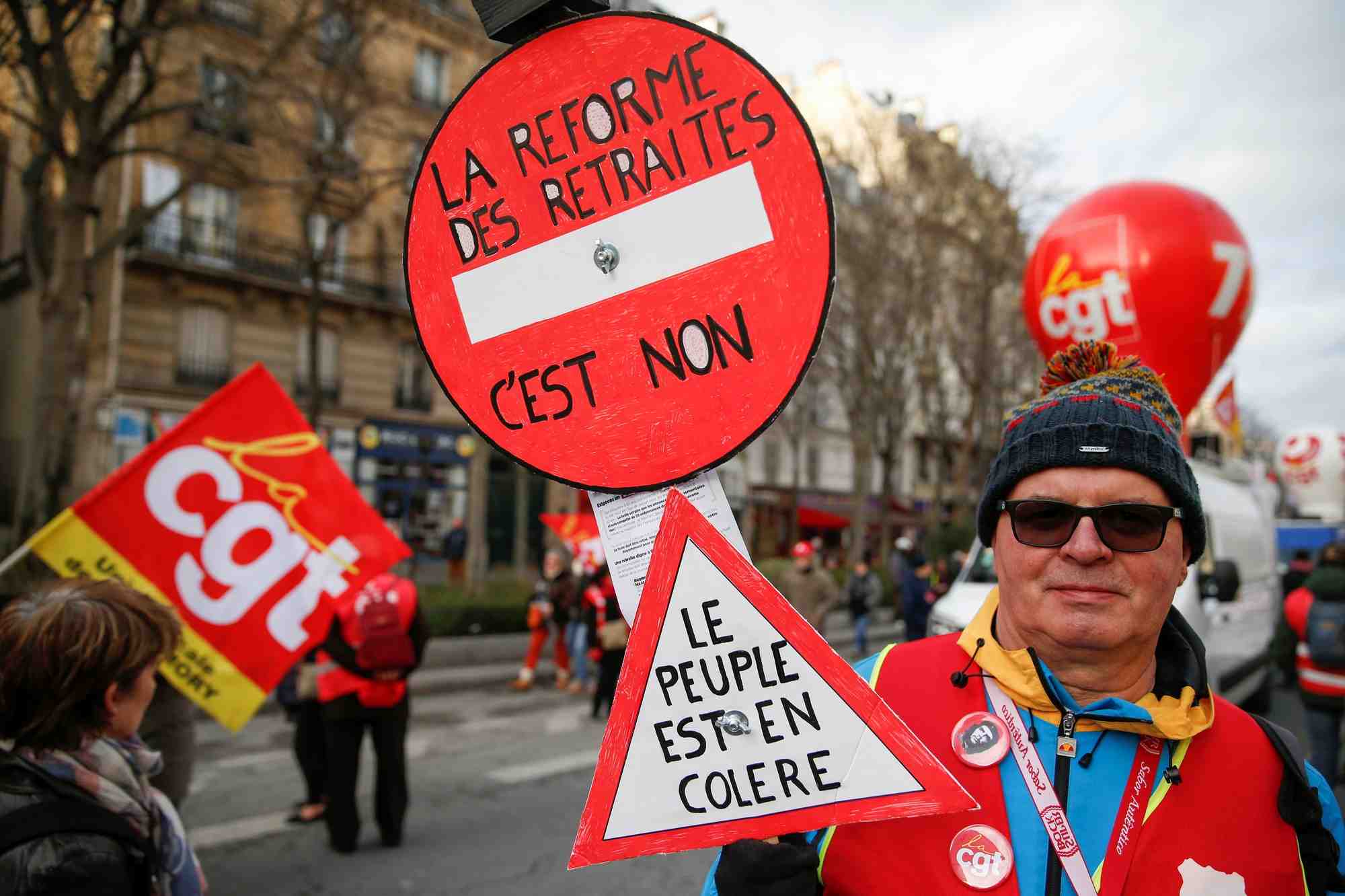 France/retraites: appel a une journee nationale de greve le 31 mars