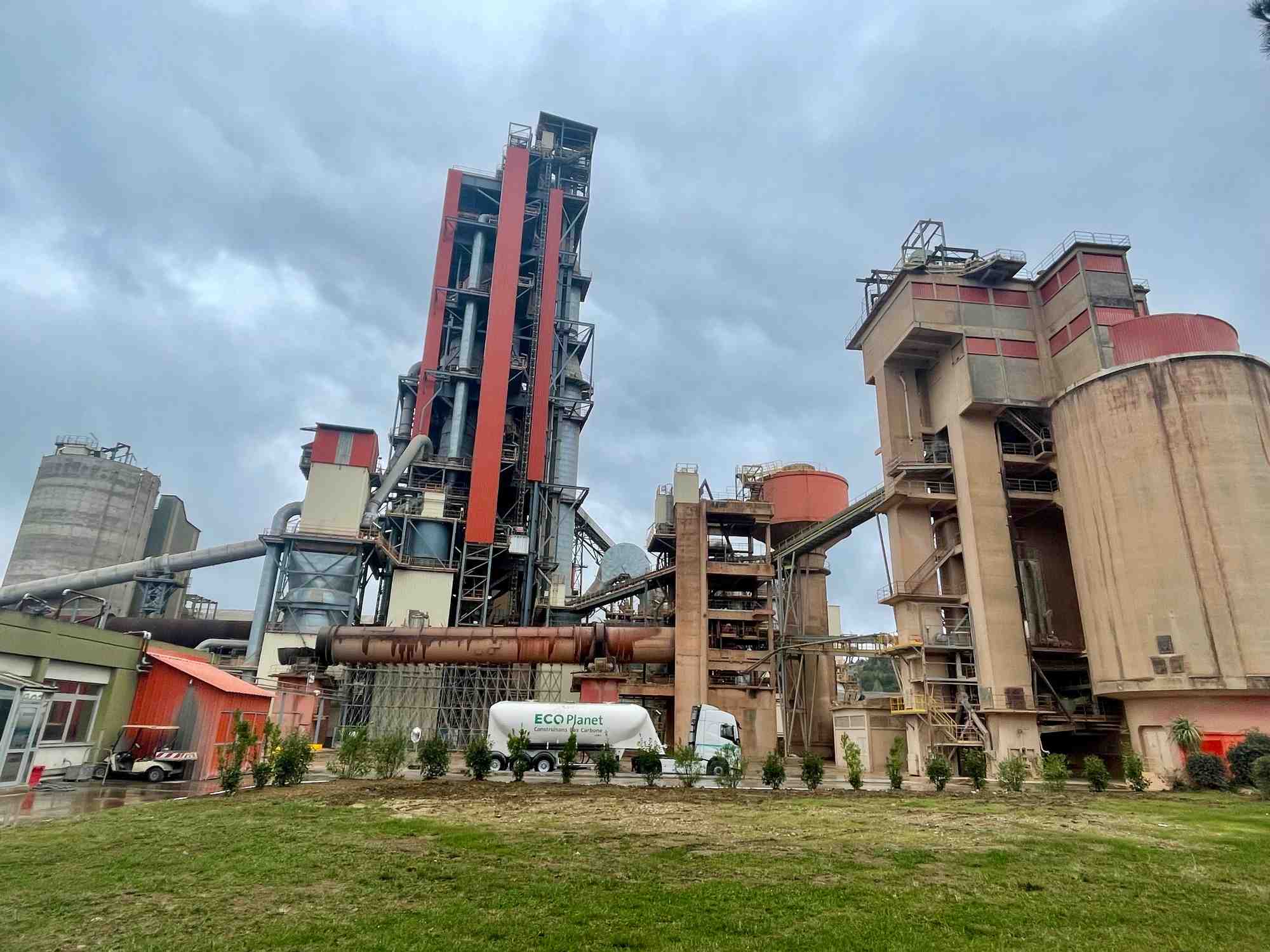 La cimenterie à Martres-Tolosane du cimentier Lafarge est désormais considérée comme la plus moderne de France.