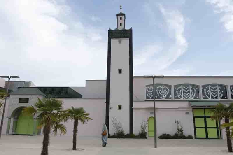 Appel a invoquer la paix dans les mosquees de france le vendredi