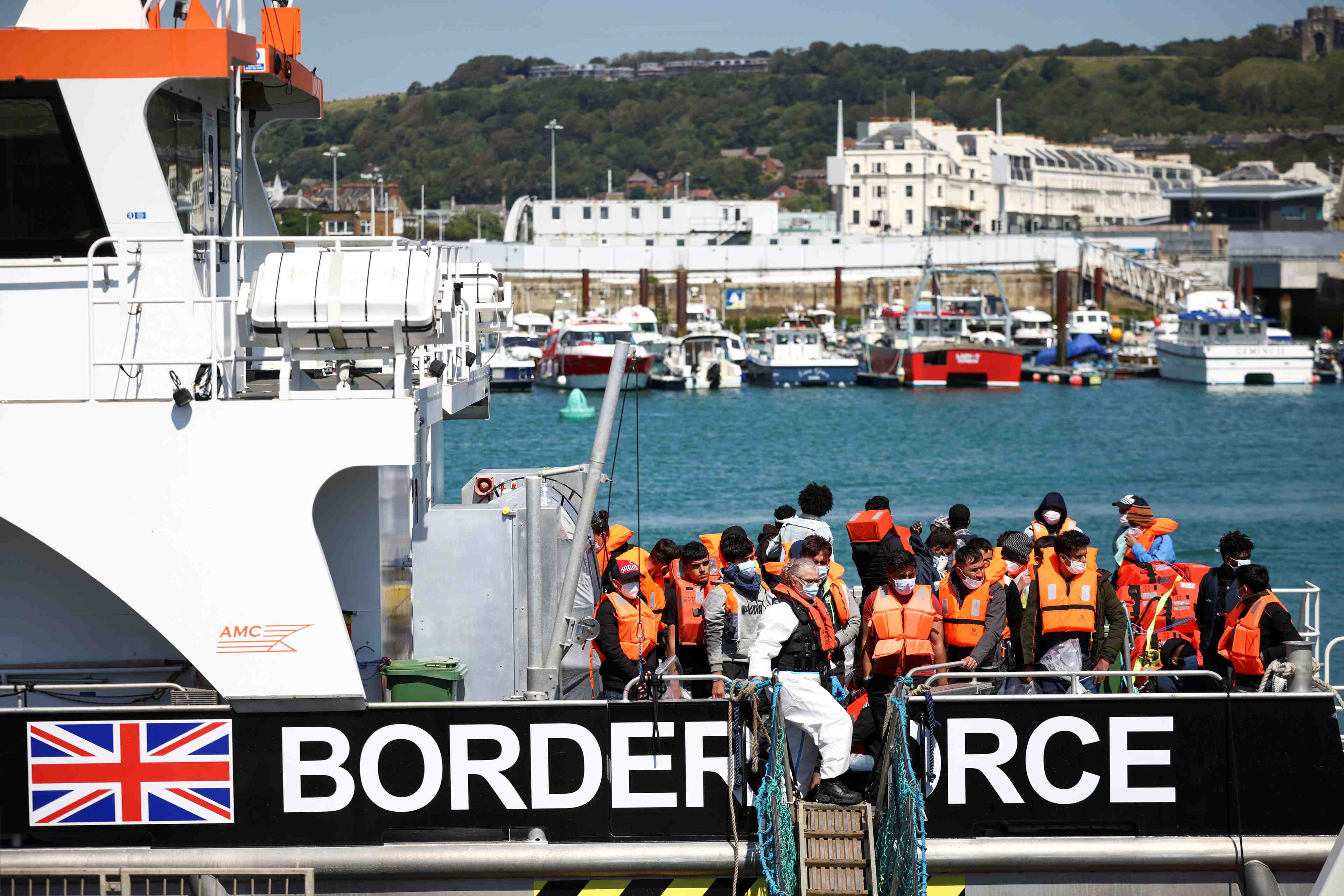 Migrants: la france n'acceptera "aucun chantage financier" de londres