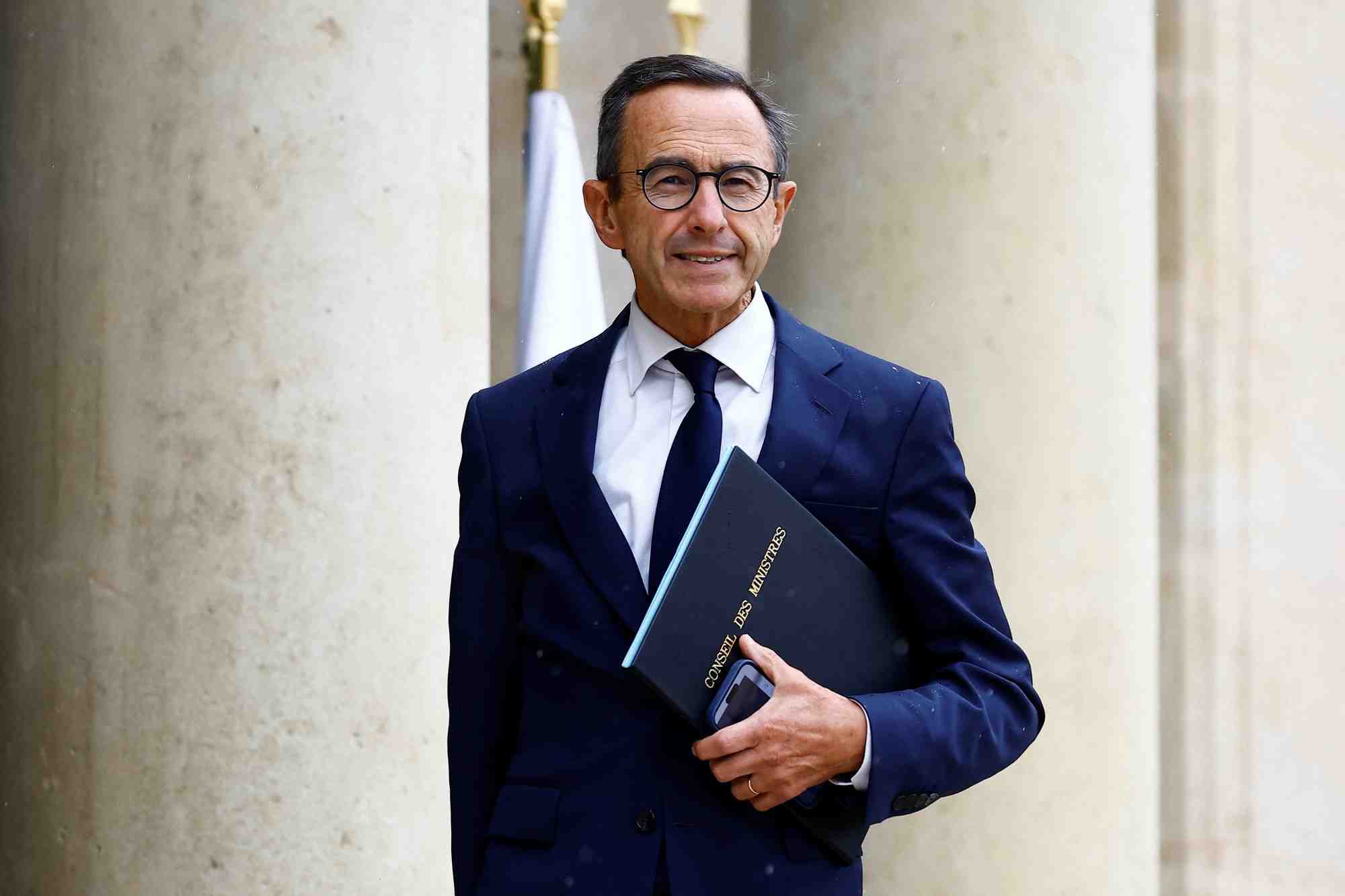 Le ministre francais de l'interieur bruno retailleau au palais de l'elysee a paris,