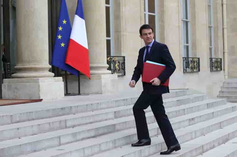 Sous haute surveillance, Manuel Valls promet du concret