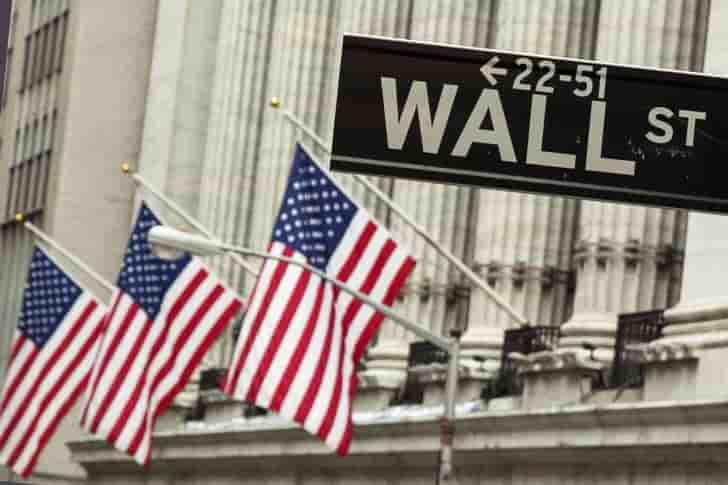 Wall street suspendue a la reunion monetaire de la fed