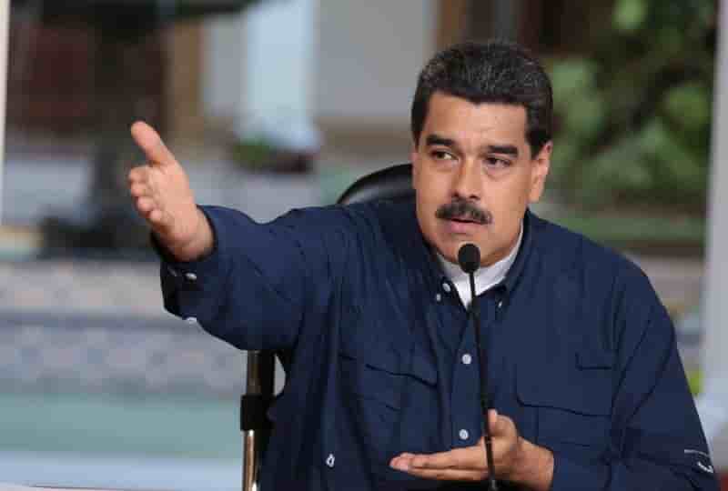 Macron condamne la "dictature" venezuelienne et veut s'impliquer