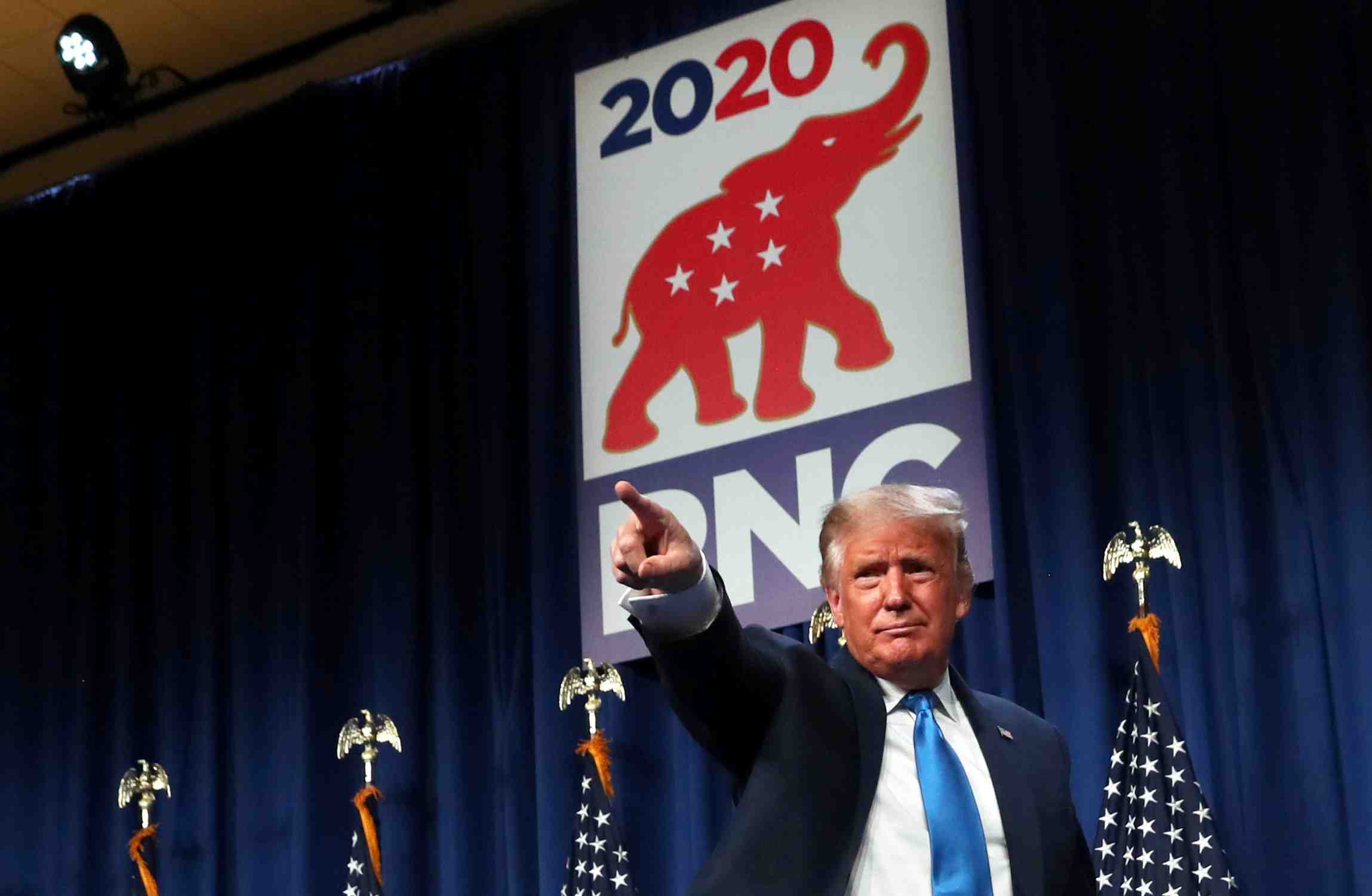 Usa 2020: trump accepte la nomination du parti republicain, attaque biden