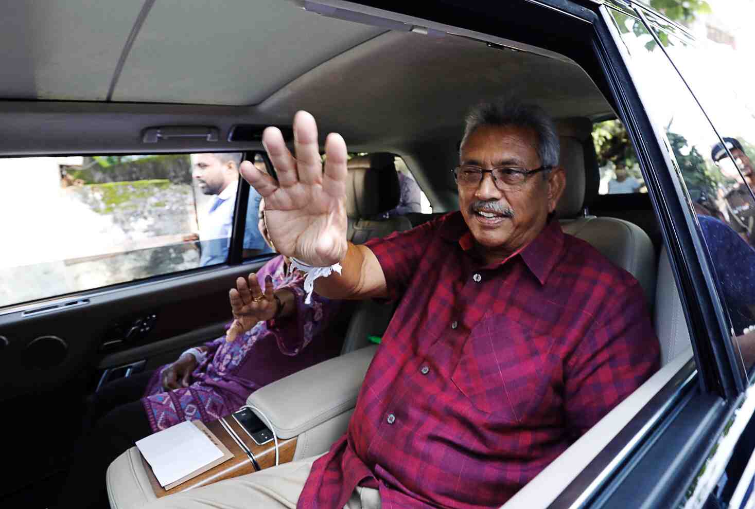 Le sri lanka attend la demission du president