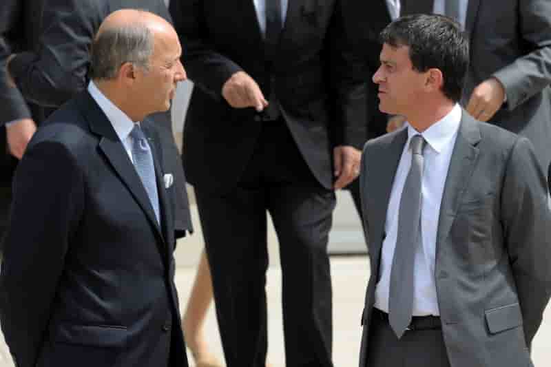 Laurent Fabius plus populaire que Manuel Valls, selon un sondage